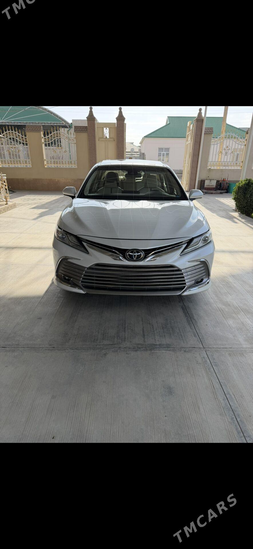 Toyota Camry 2022 - 560 000 TMT - Aşgabat - img 1