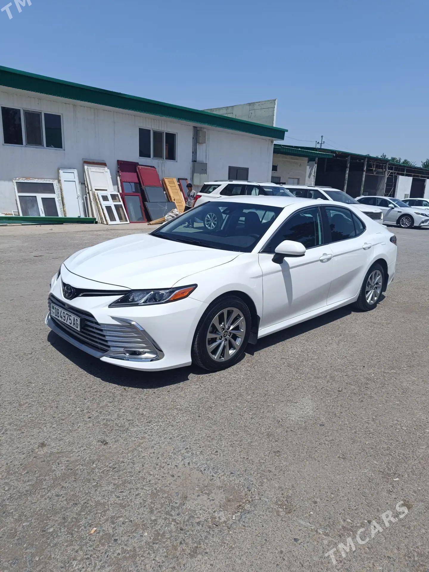 Toyota Camry 2022 - 325 000 TMT - Aşgabat - img 1