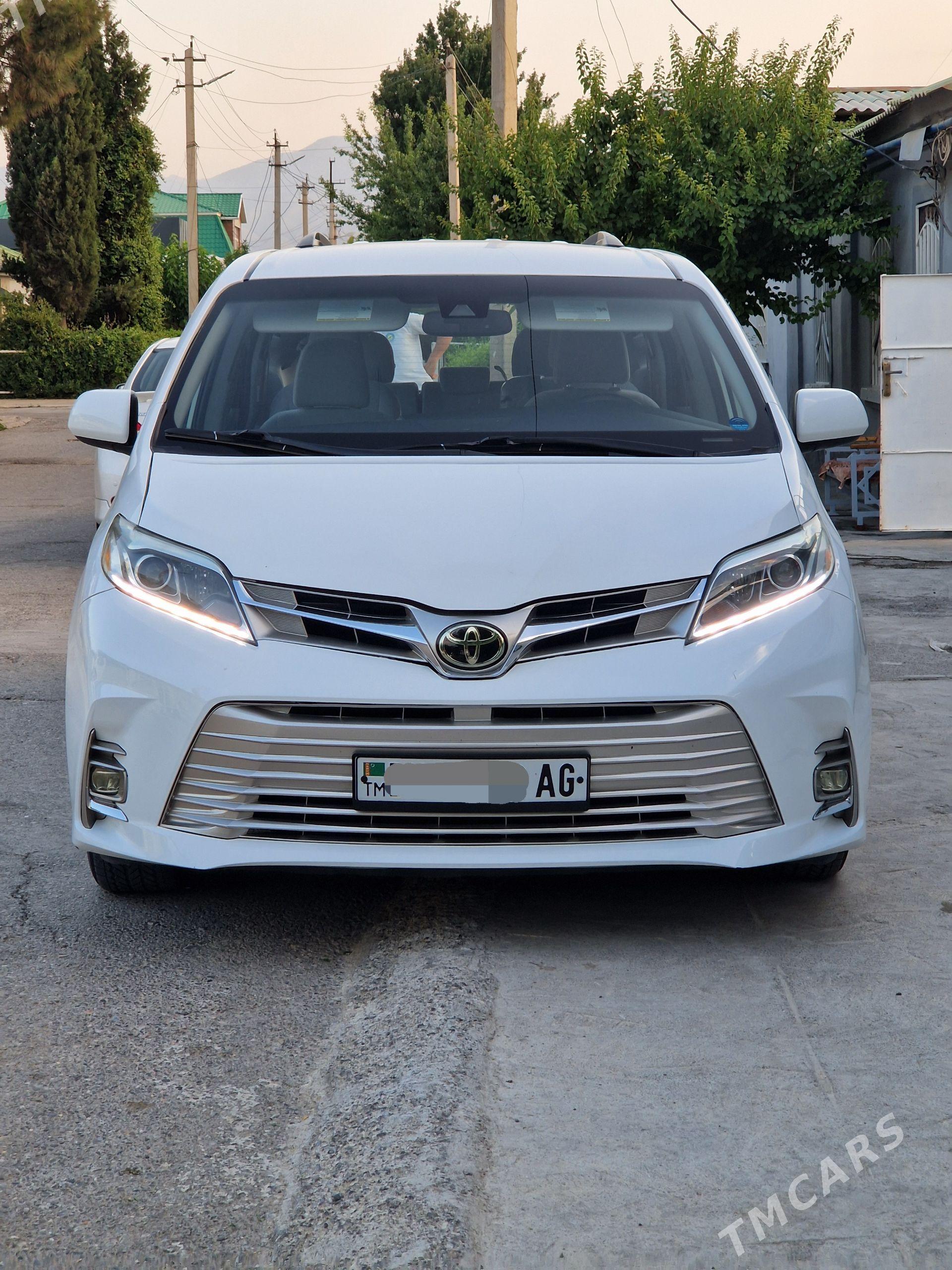 Toyota Sienna 2020 - 445 000 TMT - Aşgabat - img 1