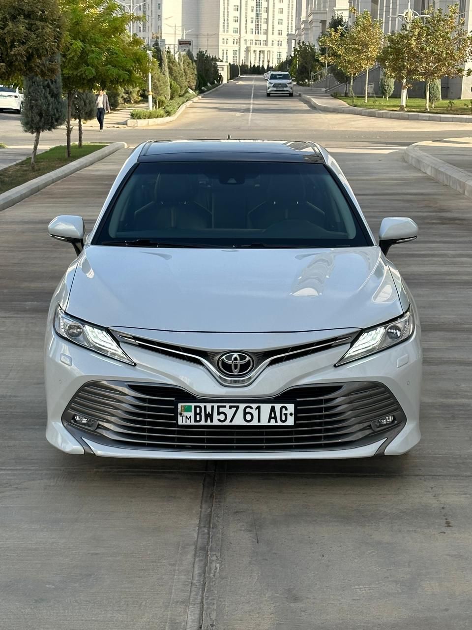 Toyota Camry 2019 - 590 000 TMT - Aşgabat - img 1