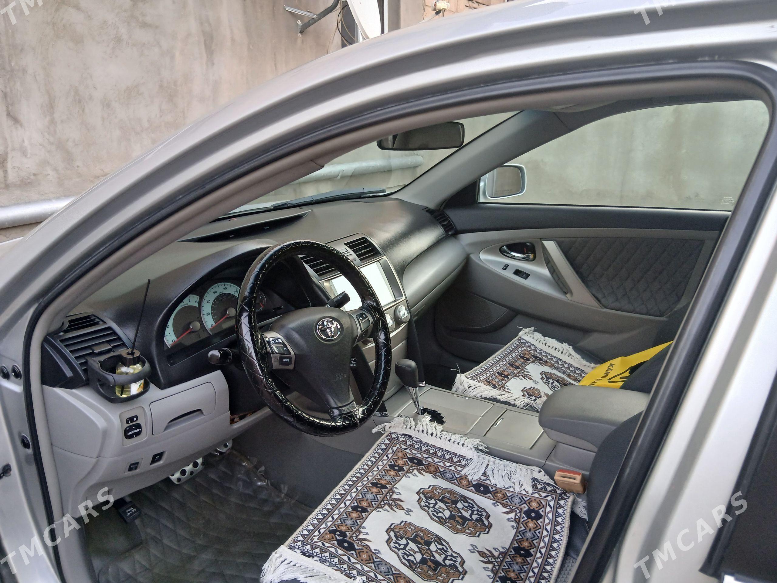 Toyota Camry 2010 - 205 000 TMT - Balkanabat - img 1