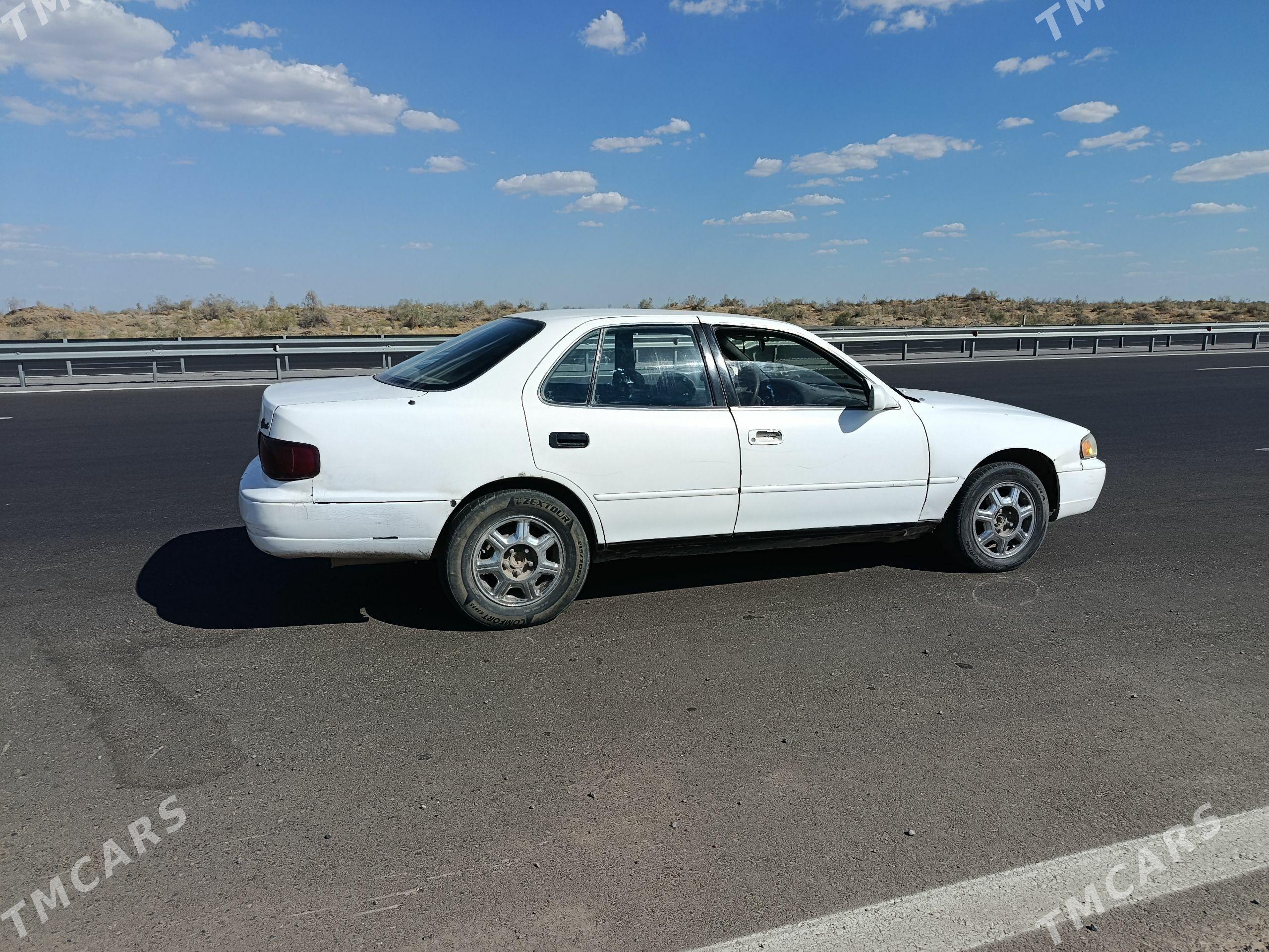 Toyota Camry 1995 - 70 000 TMT - Mary - img 1