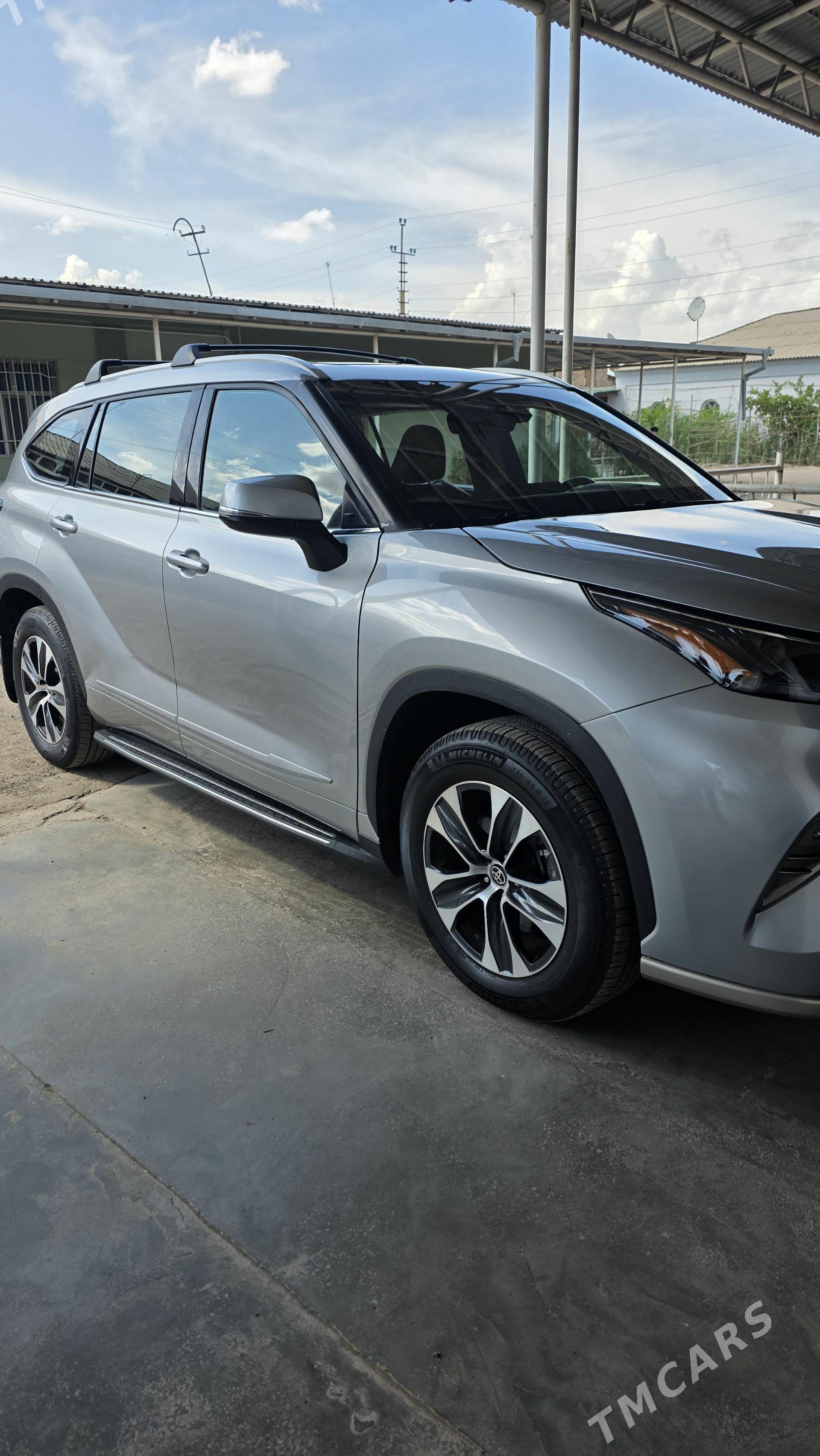 Toyota Highlander 2022 - 540 000 TMT - Дашогуз - img 1