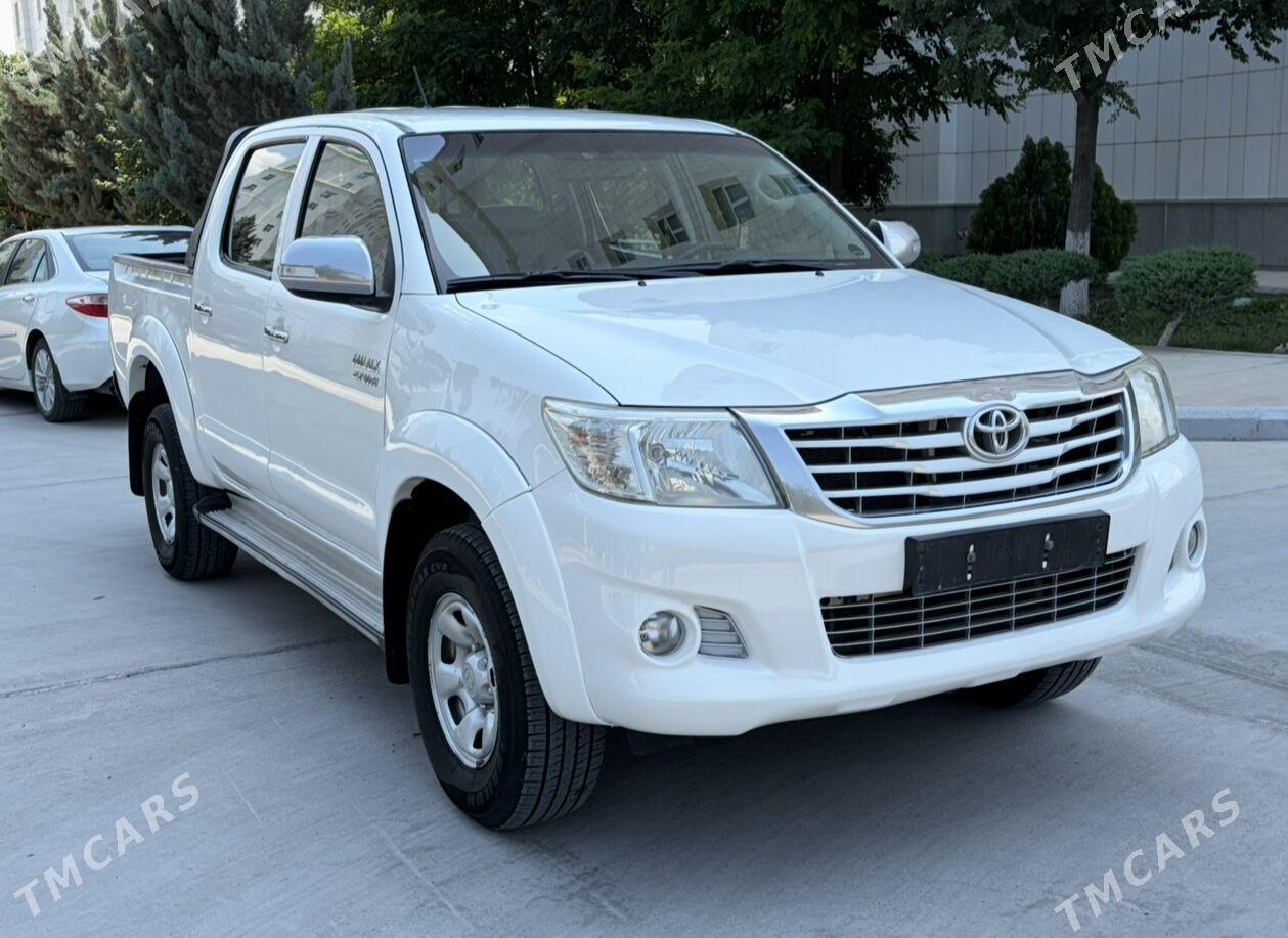 Toyota Hilux 2014 - 440 000 TMT - Aşgabat - img 1