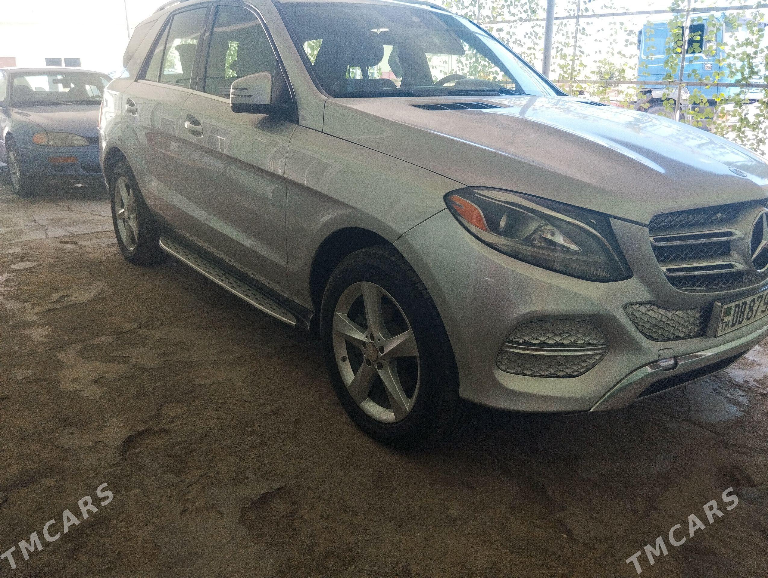 Mercedes-Benz GLE-Class 2016 - 640 000 TMT - Mary - img 1