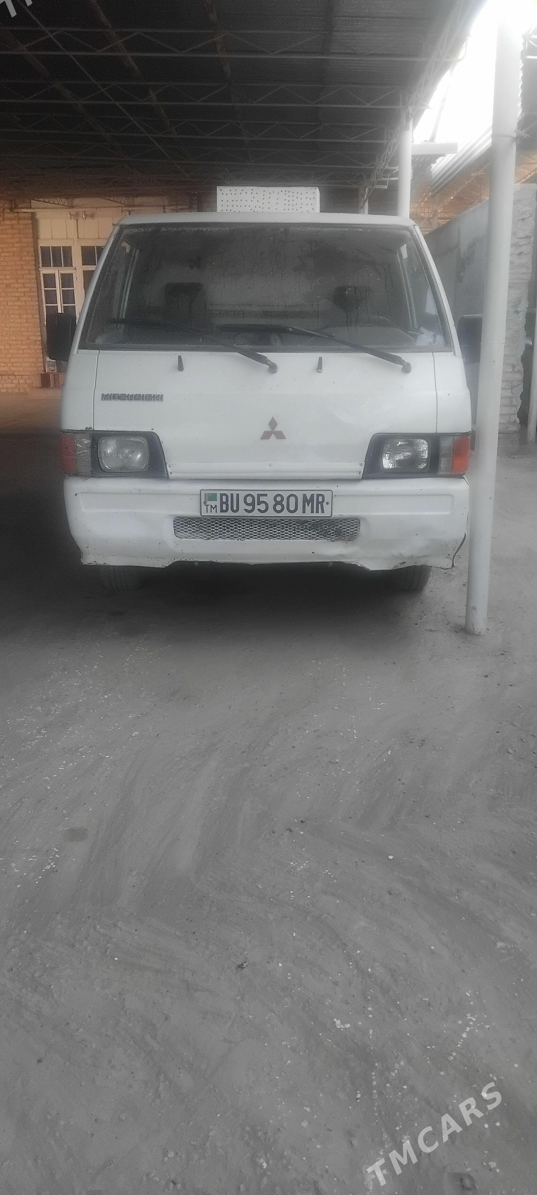 Mitsubishi Delica 1992 - 26 000 TMT - Murgap - img 1