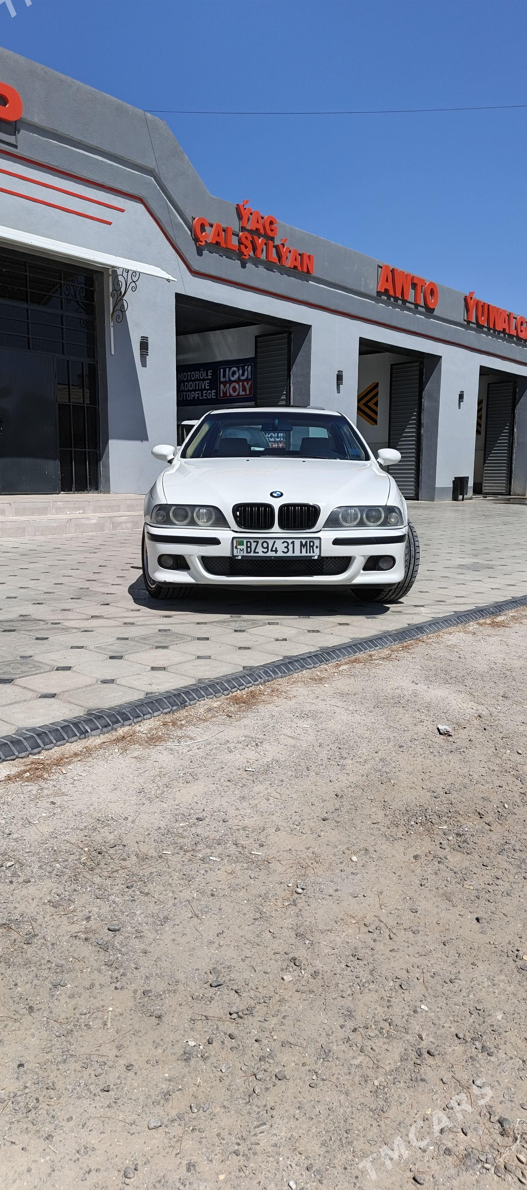 BMW E39 1999 - 180 000 TMT - Байрамали - img 1