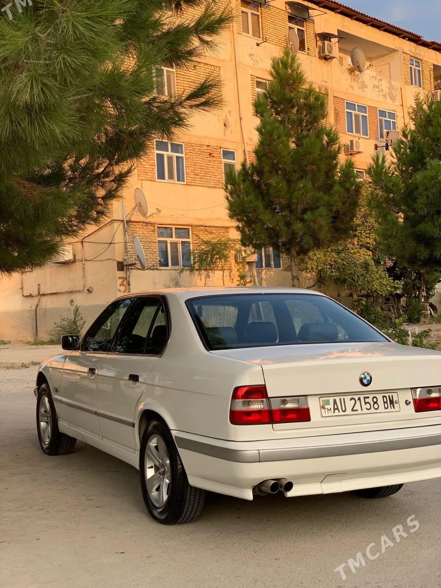 BMW 525 1992 - 90 000 TMT - Балканабат - img 1
