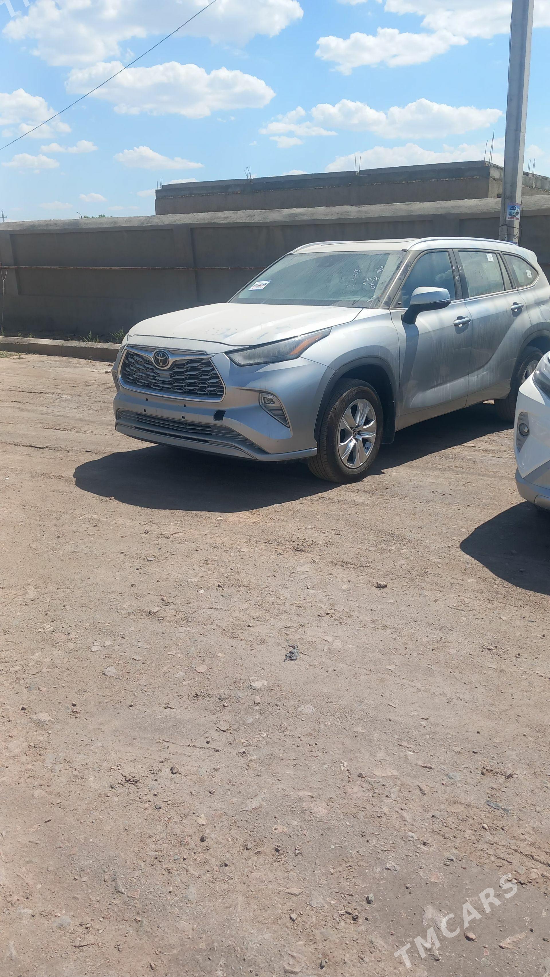 Toyota Highlander 2023 - 575 000 TMT - Дашогуз - img 1
