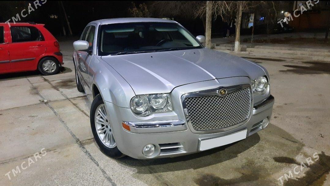 Chrysler 300 2010 - 220 000 TMT - Daşoguz - img 1