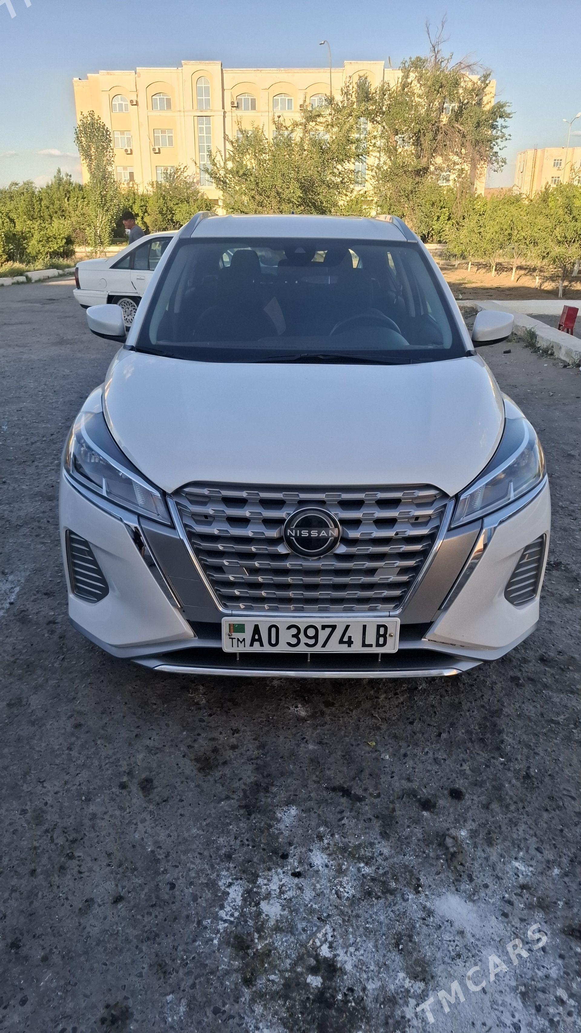 Nissan Kicks 2022 - 240 000 TMT - Сейди - img 1
