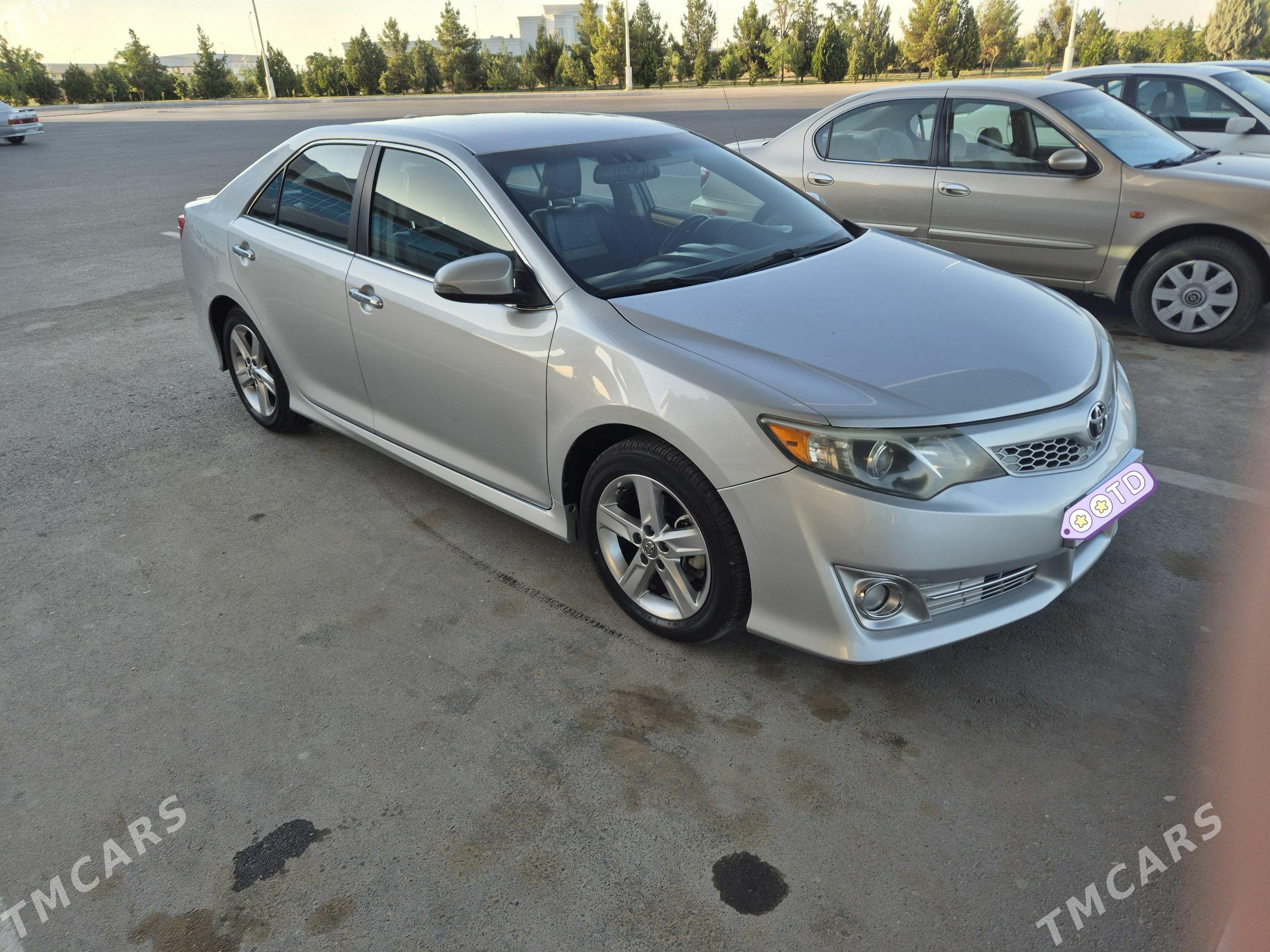 Toyota Camry 2014 - 275 000 TMT - "Altyn Asyr" Gündogar bazary (Jygyllyk) - img 1