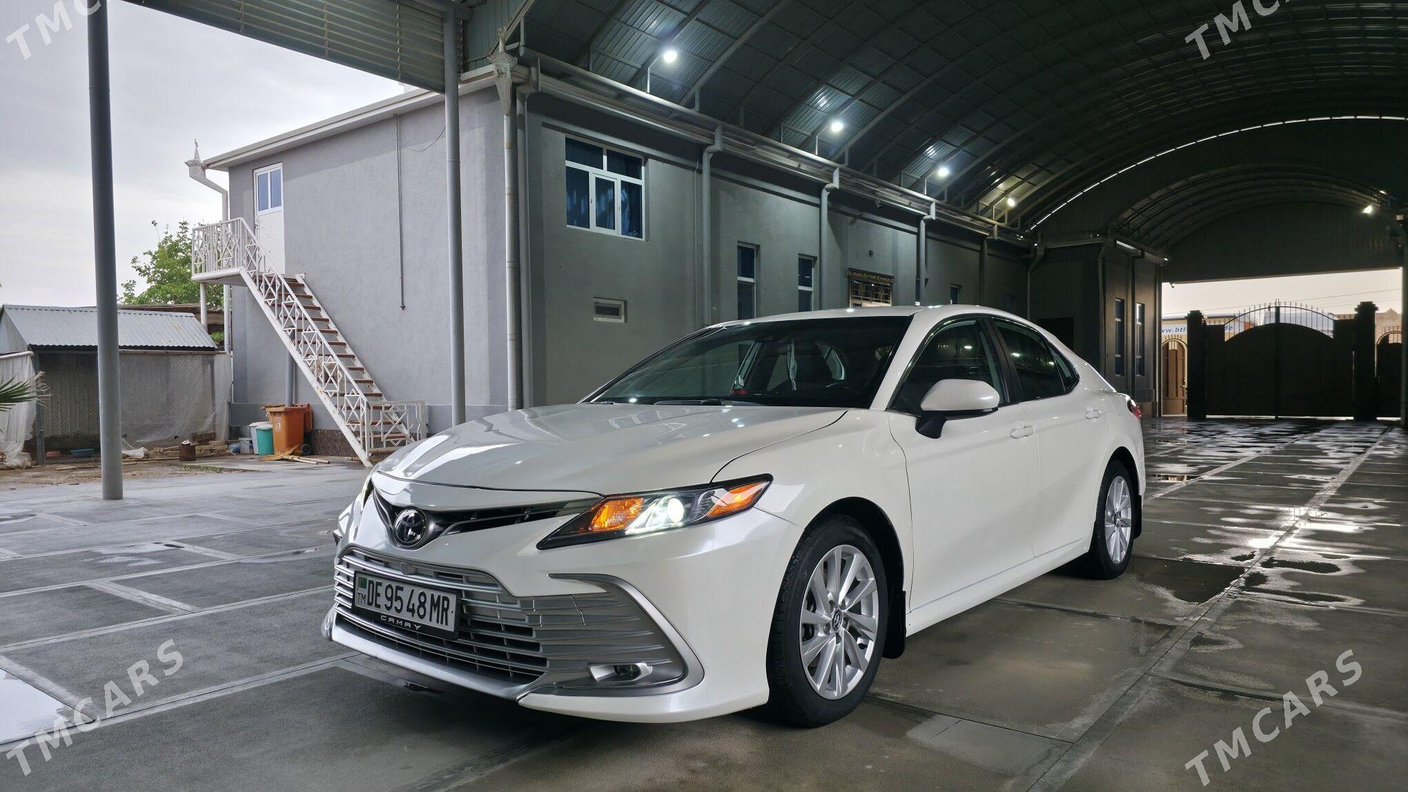 Toyota Camry 2022 - 280 000 TMT - Мары - img 1
