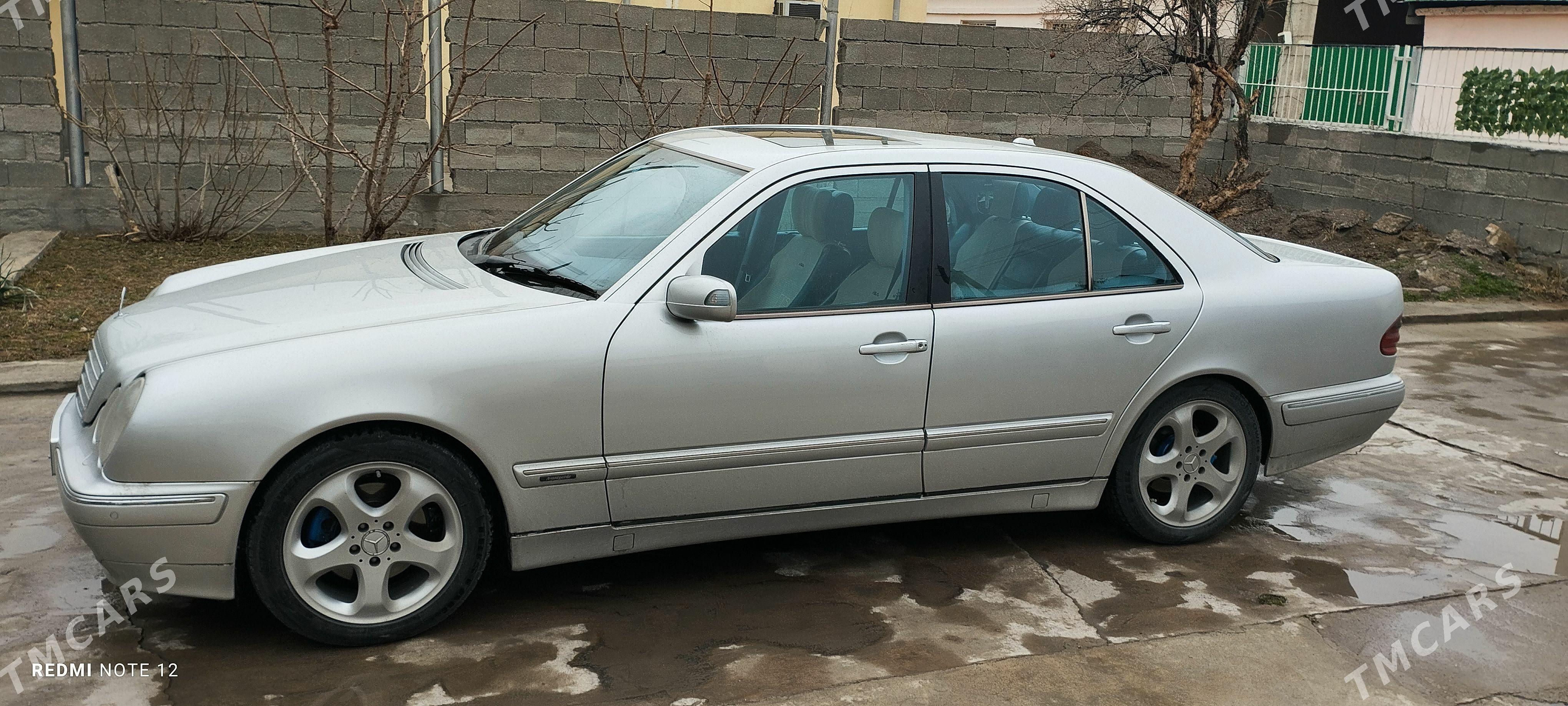 Mercedes-Benz E320 2002 - 140 000 TMT - Büzmeýin - img 1