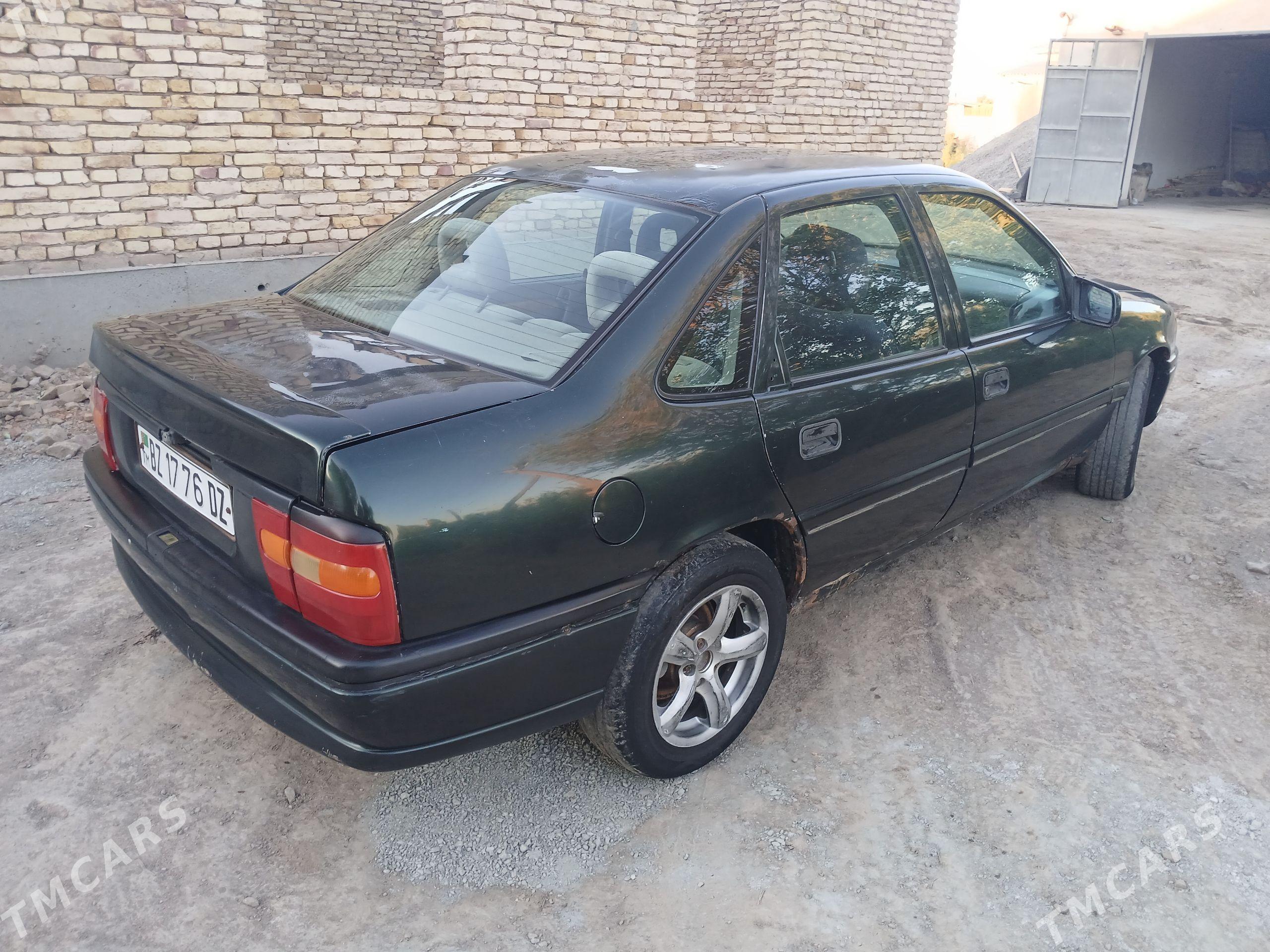 Opel Vectra 1994 - 38 000 TMT - Boldumsaz - img 1