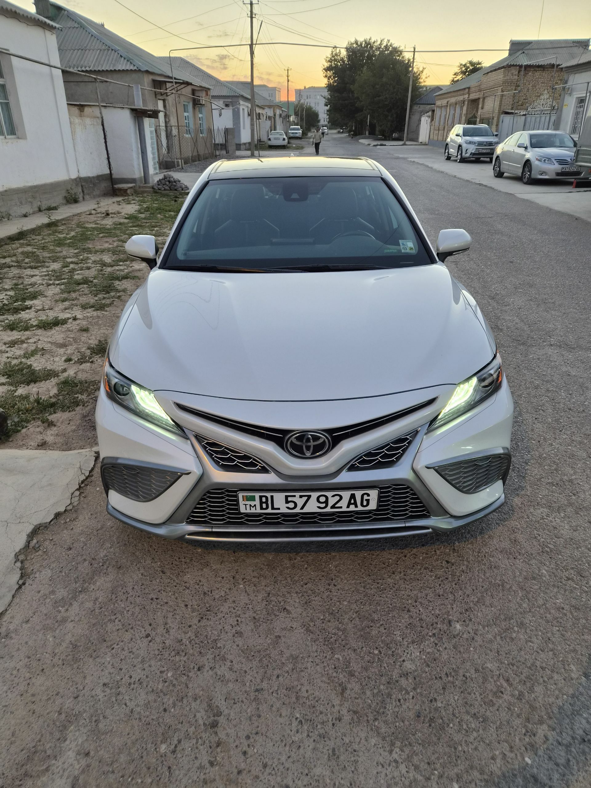 Toyota Camry 2021 - 455 000 TMT - Ашхабад - img 1