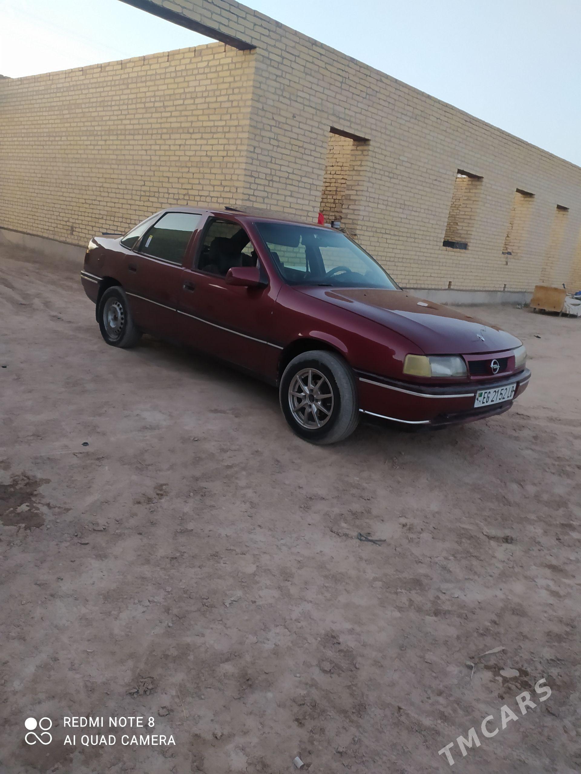 Opel Vectra 1991 - 45 000 TMT - Sakar - img 1