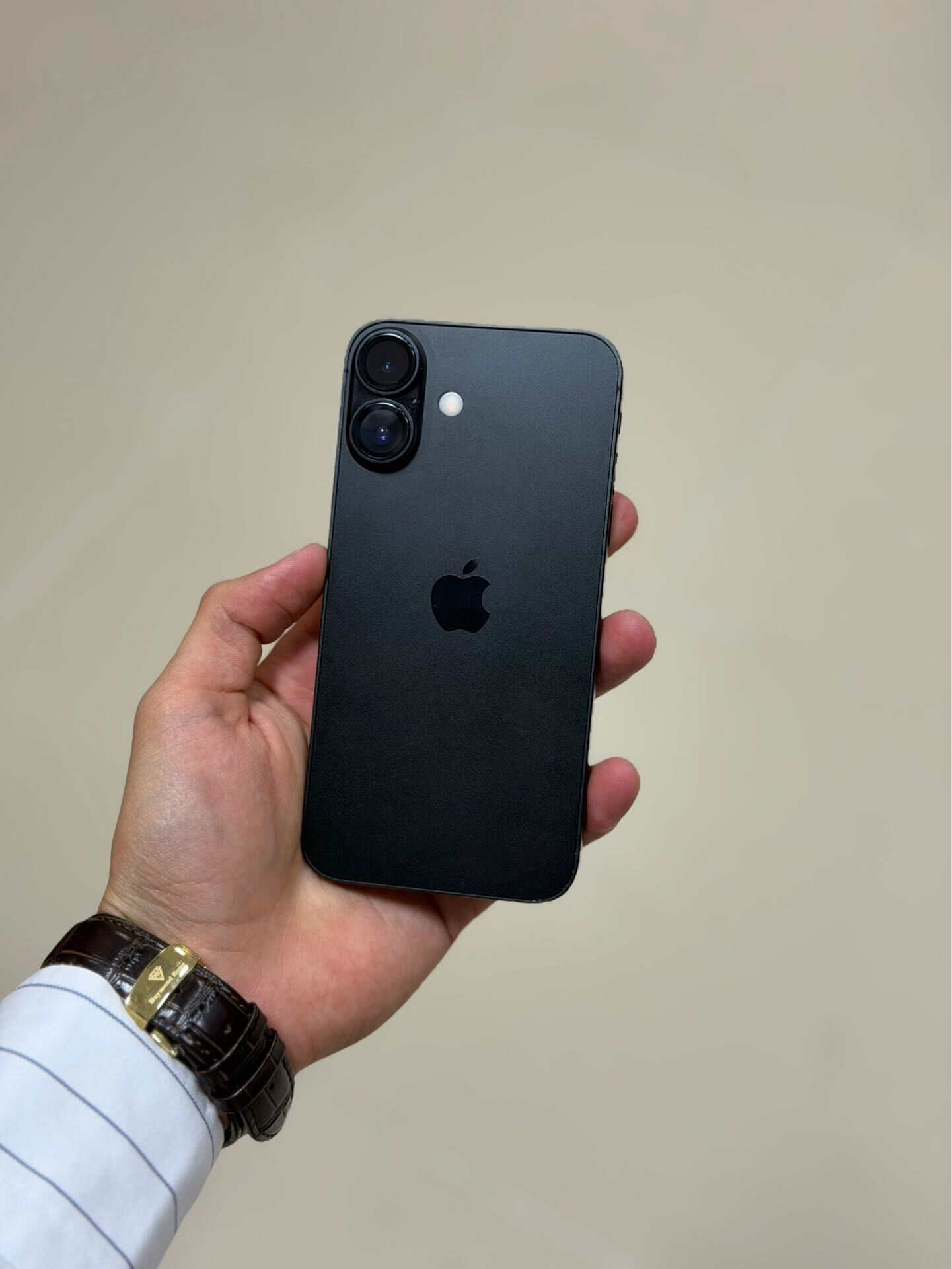 IPhone 16 - Aşgabat - img 1