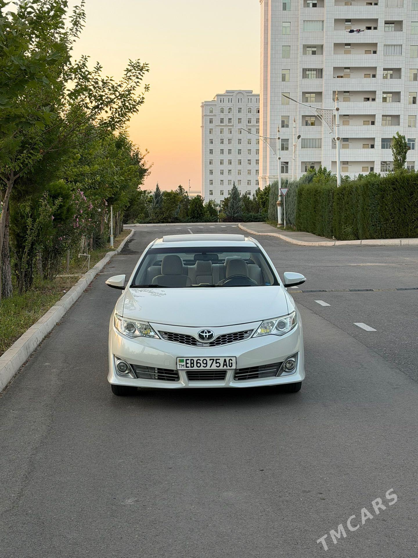 Toyota Camry 2013 - 290 000 TMT - 30 mkr - img 1