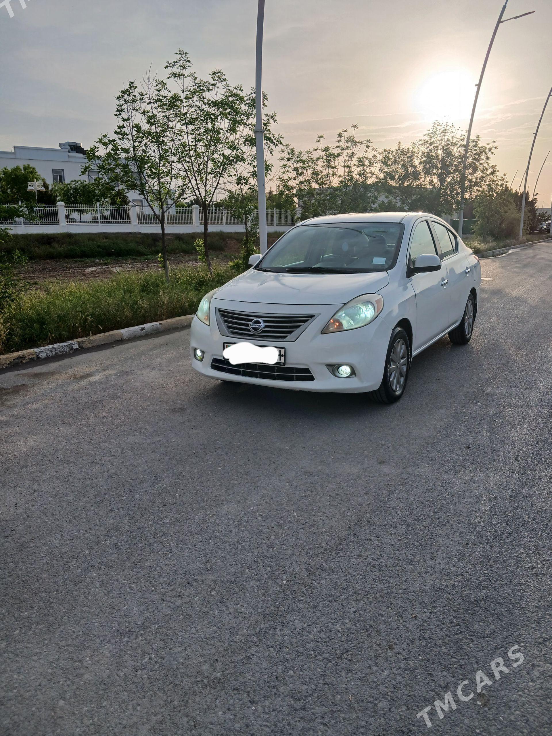 Nissan Versa 2012 - 115 000 TMT - Анев - img 1