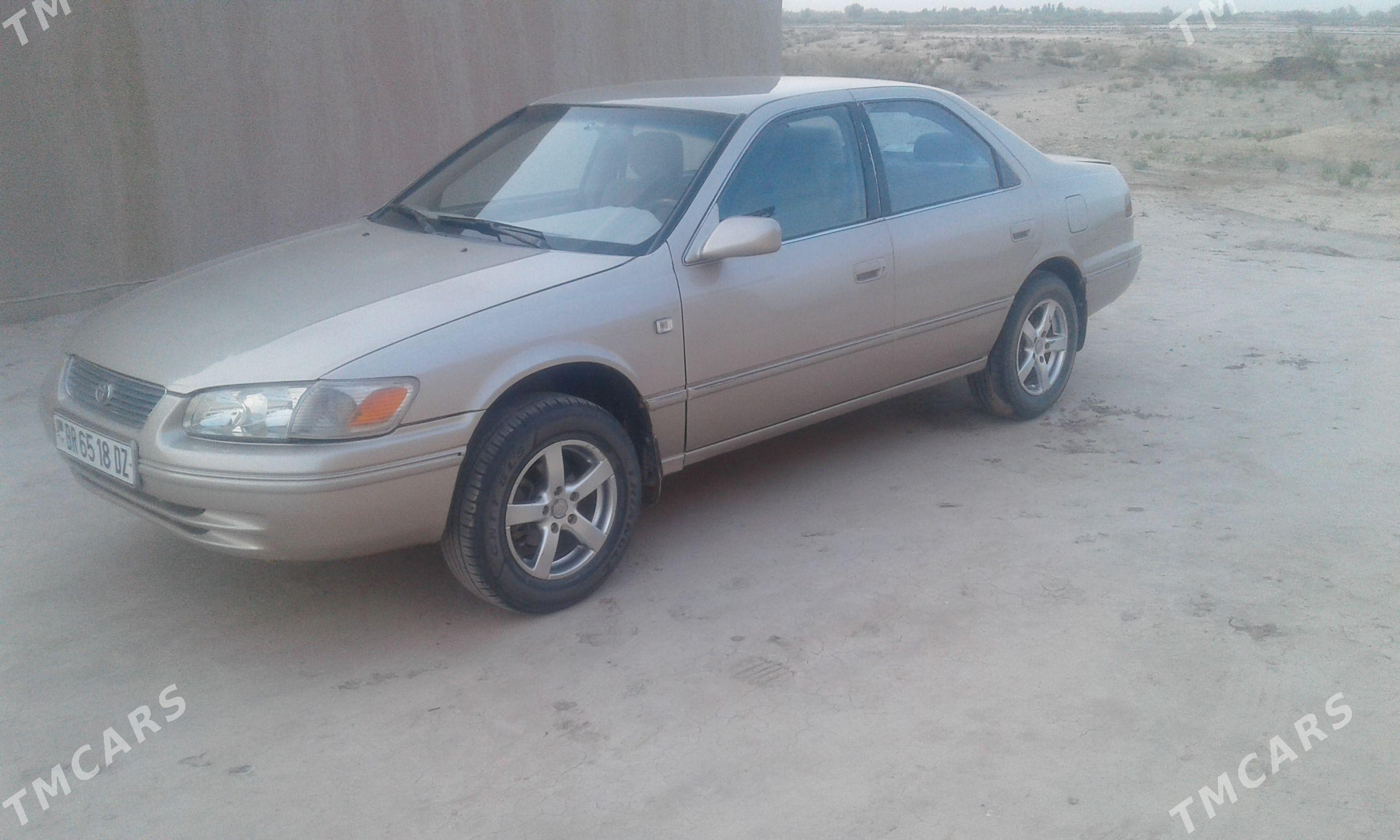 Toyota Camry 1998 - 130 000 TMT - Акдепе - img 1