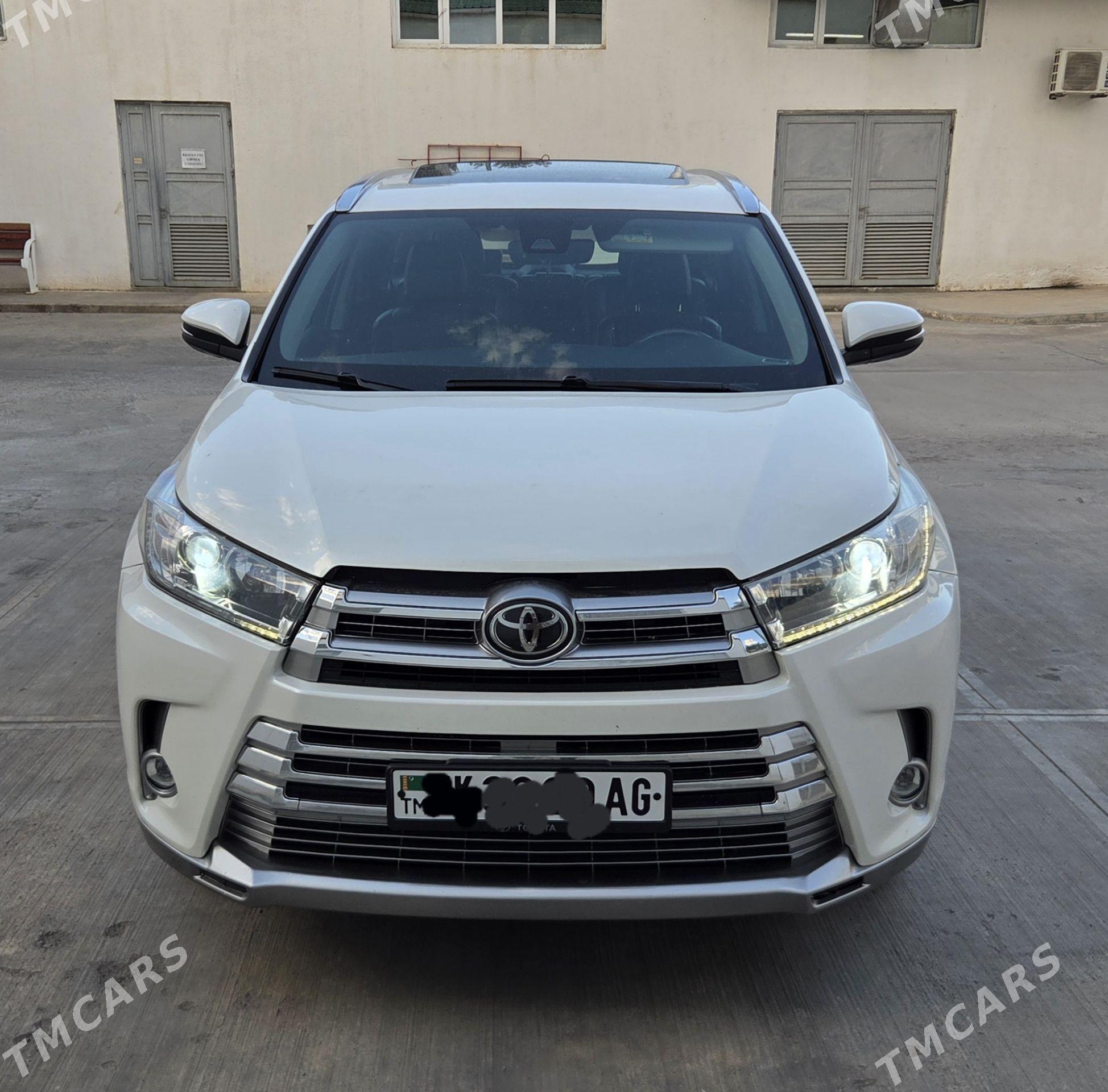 Toyota Highlander 2019 - 600 000 TMT - Ашхабад - img 1