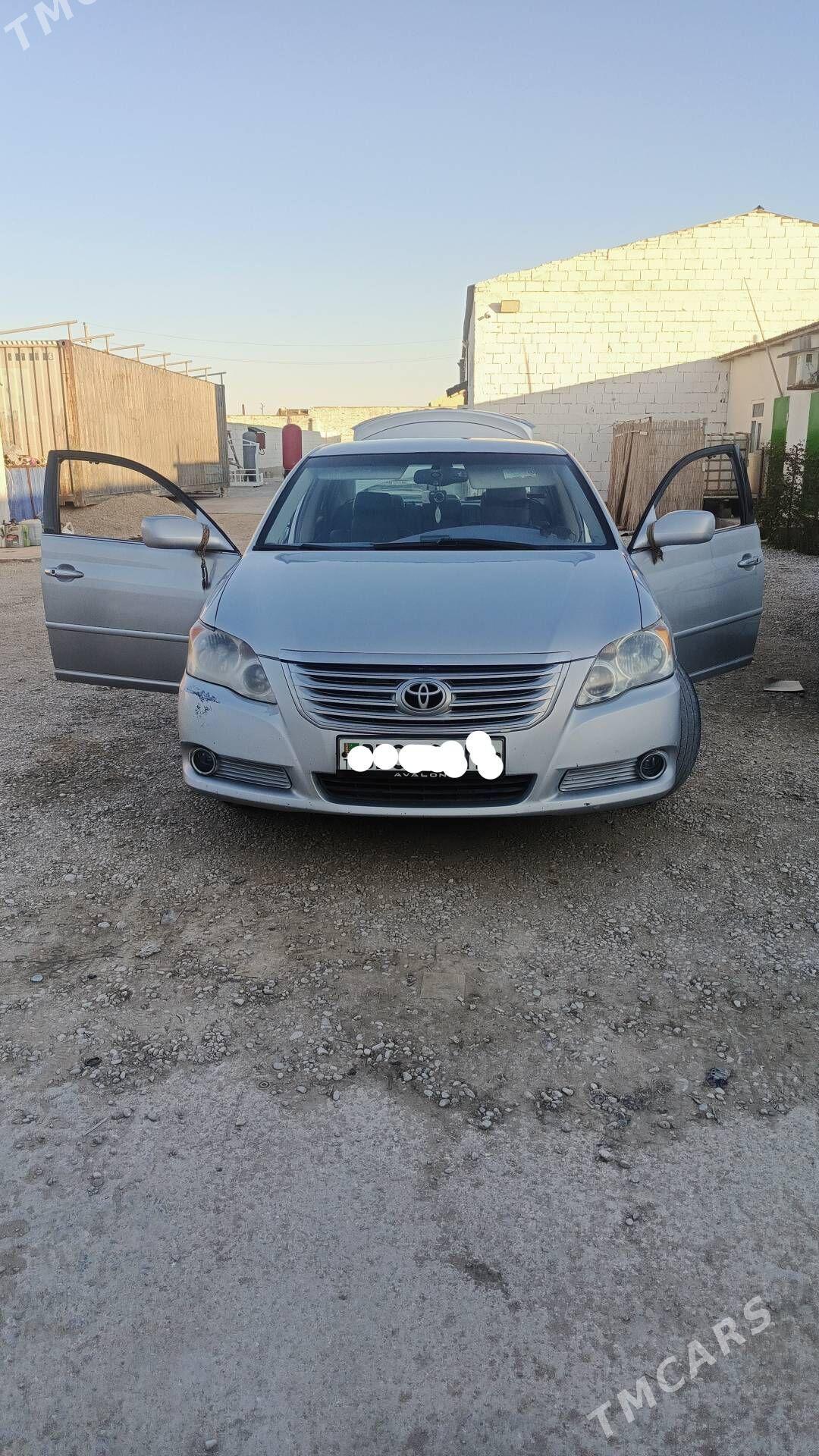 Toyota Avalon 2005 - 205 000 TMT - Hazar - img 1