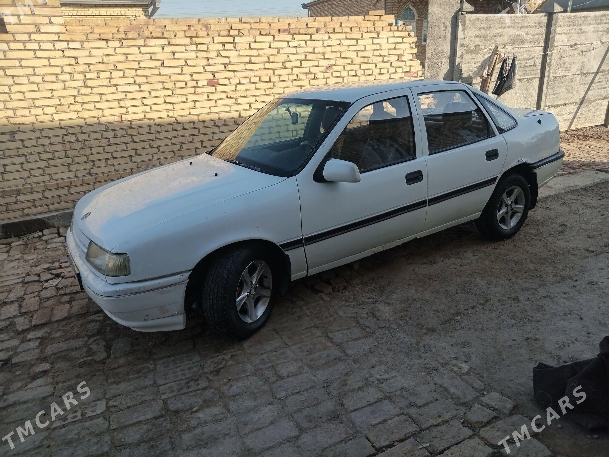 Opel Vectra 1991 - 33 000 TMT - Mary - img 1