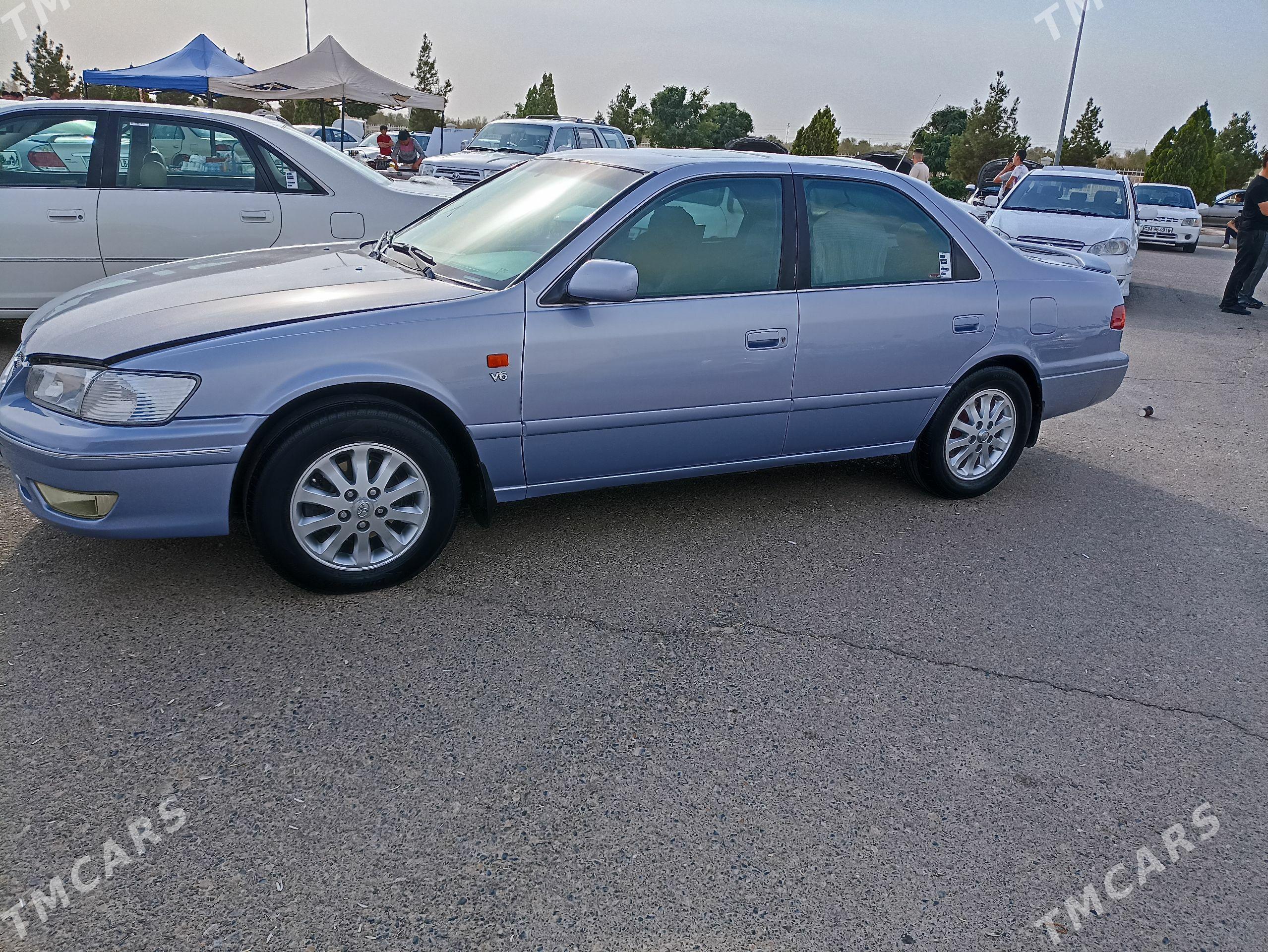 Toyota Camry 1998 - 170 000 TMT - Дянев - img 1