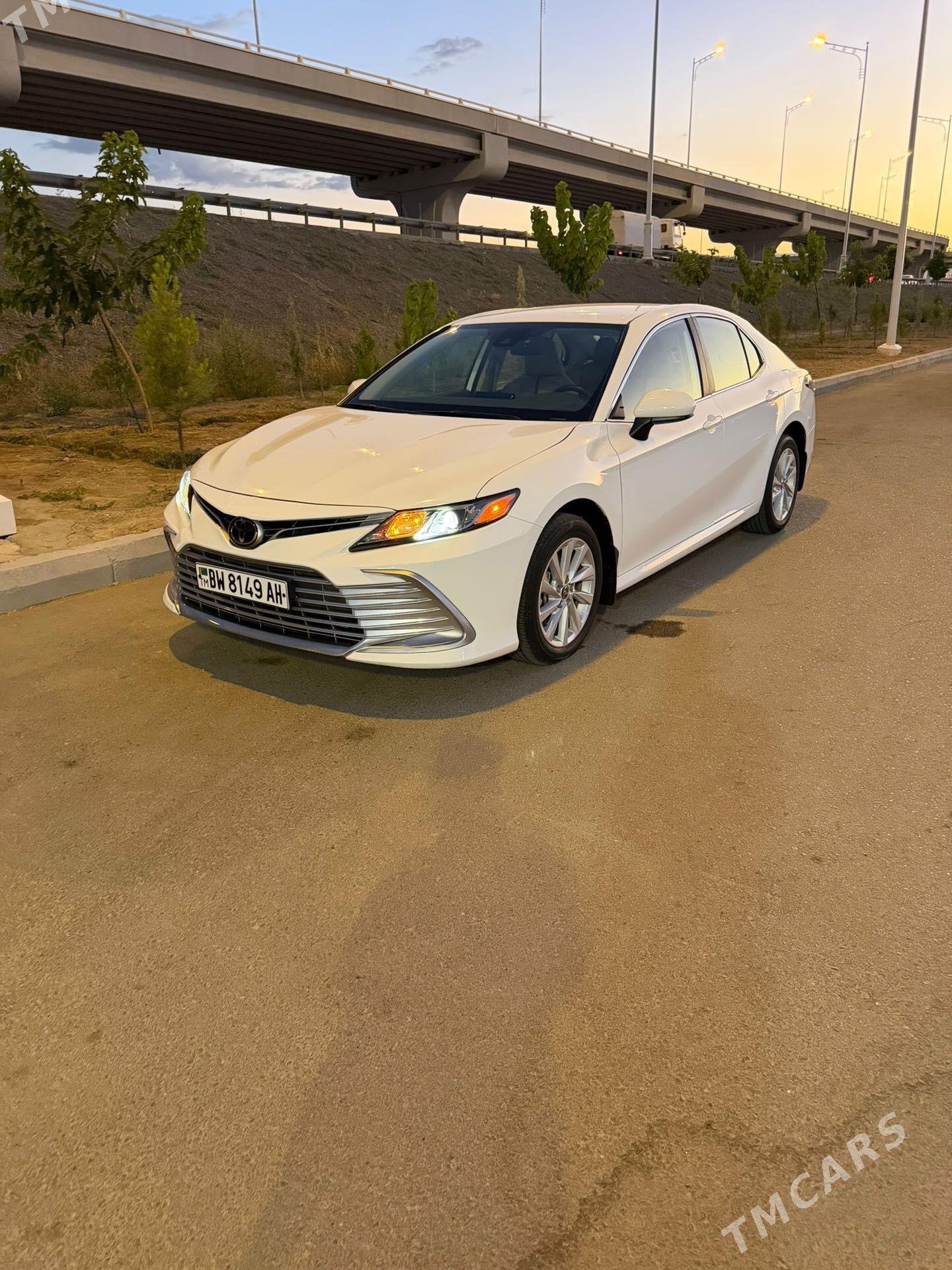 Toyota Camry 2022 - 390 000 TMT - Aşgabat - img 1