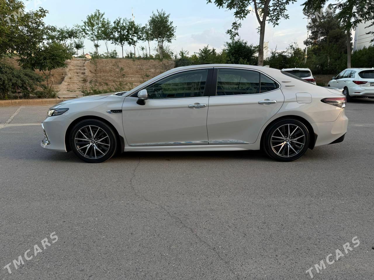 Toyota Camry 2023 - 420 000 TMT - Aşgabat - img 1