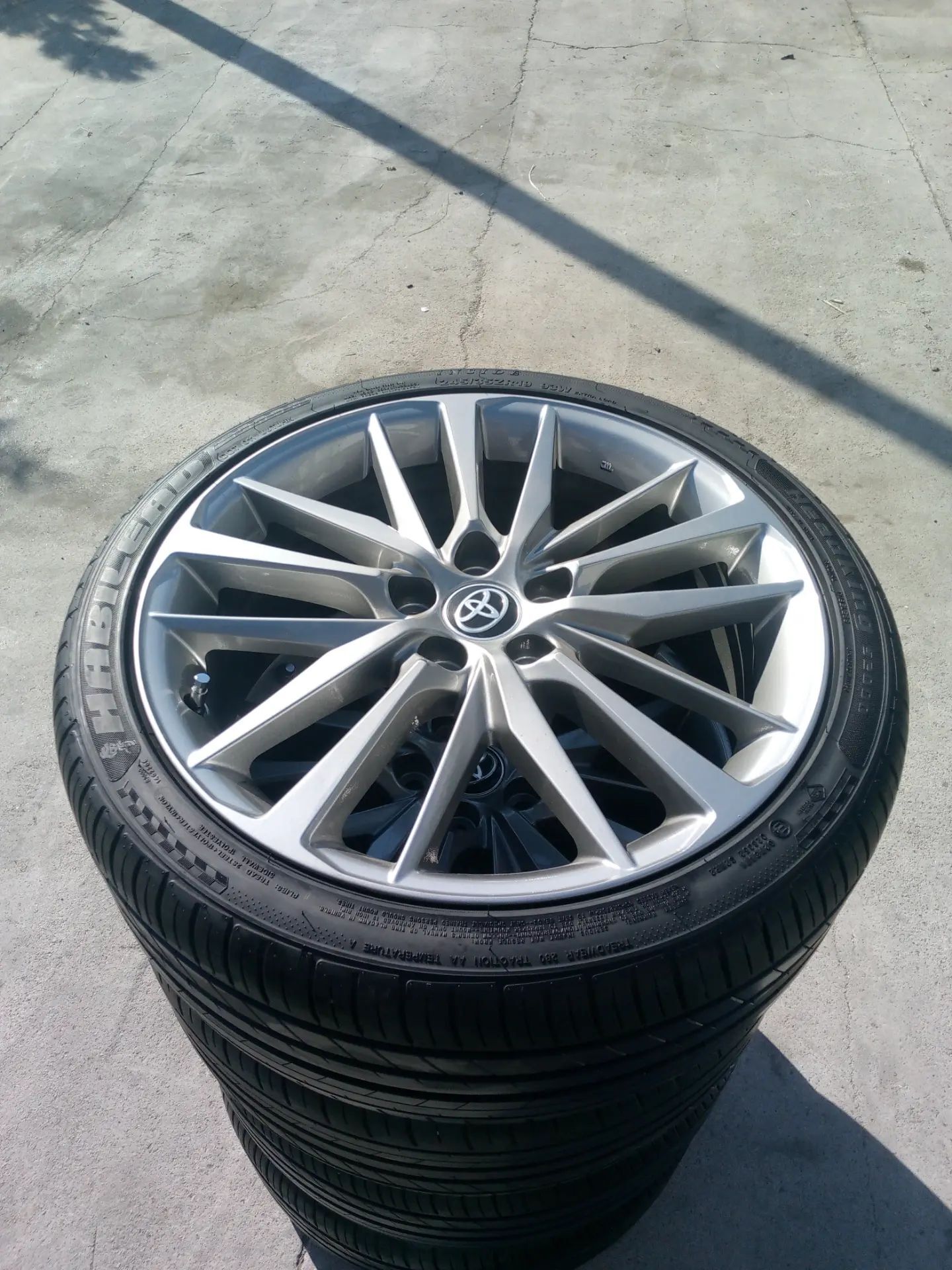 Camry disga Orginal 4 500 TMT - Бедев - img 1