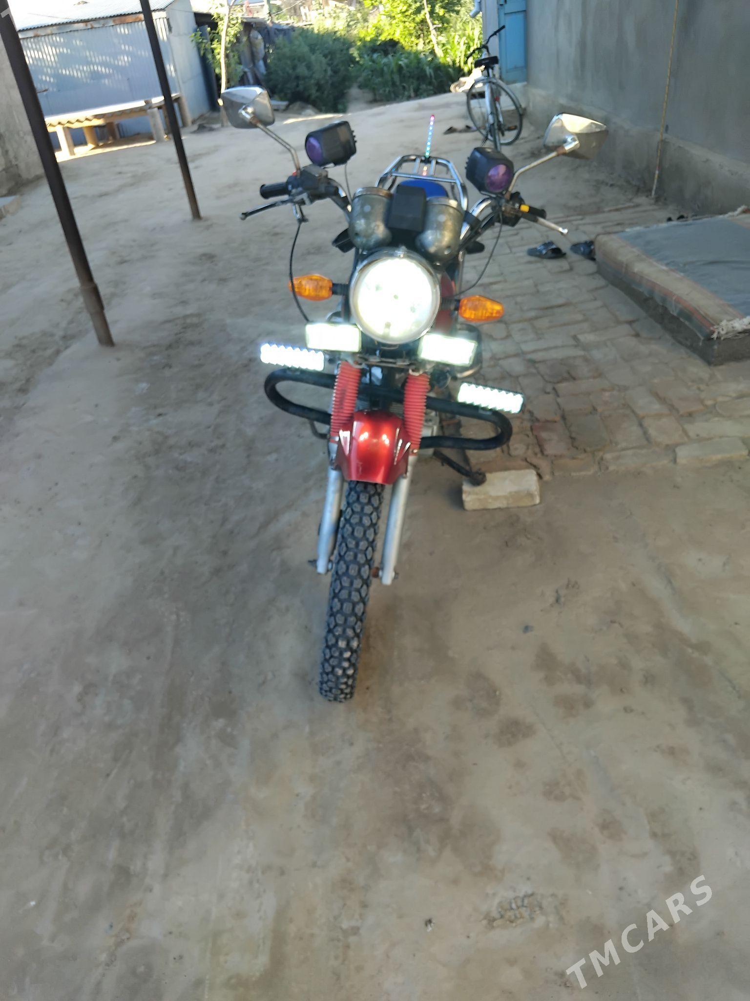 Fekon FK150-8G 2015 - 18 000 TMT - Ёлётен - img 1