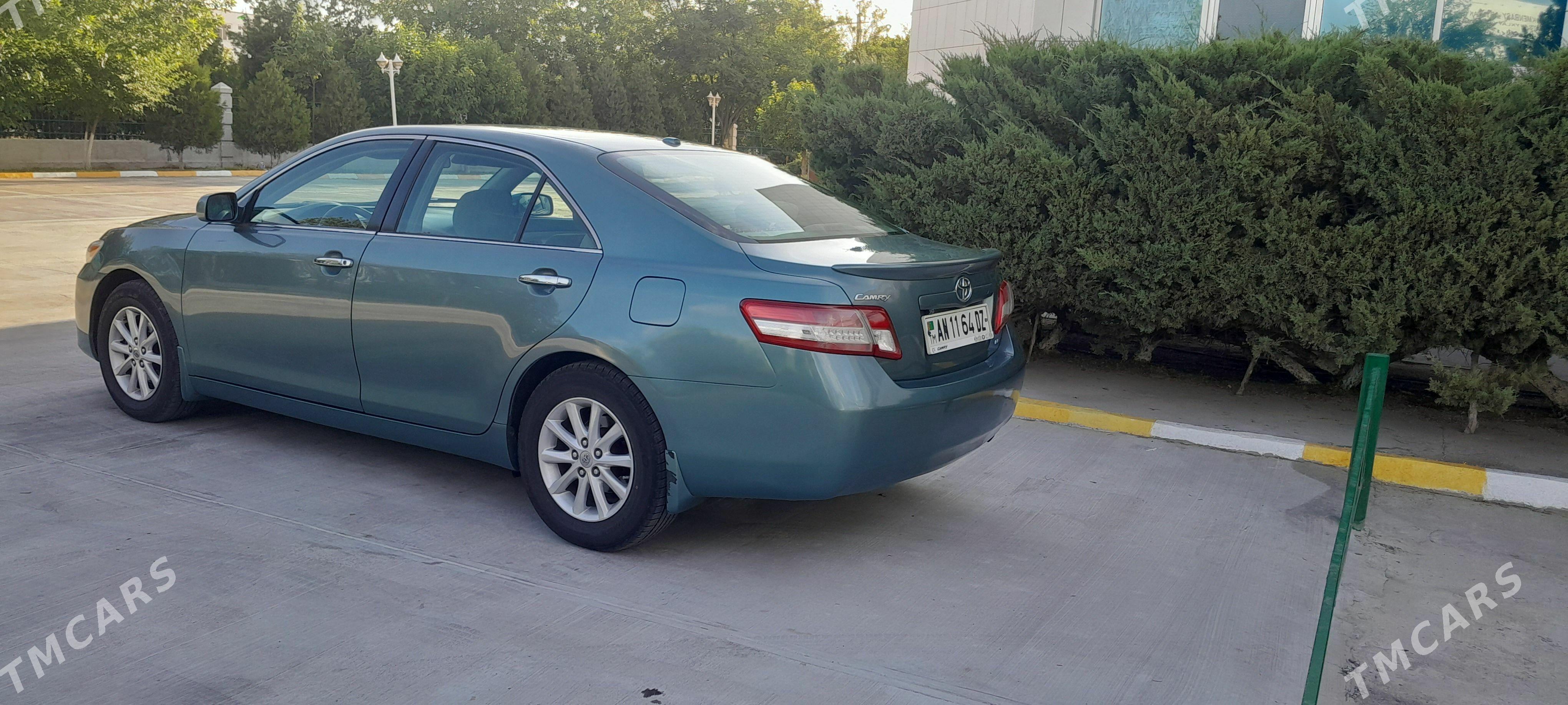 Toyota Camry 2010 - 185 000 TMT - Гурбансолтан Едже - img 1