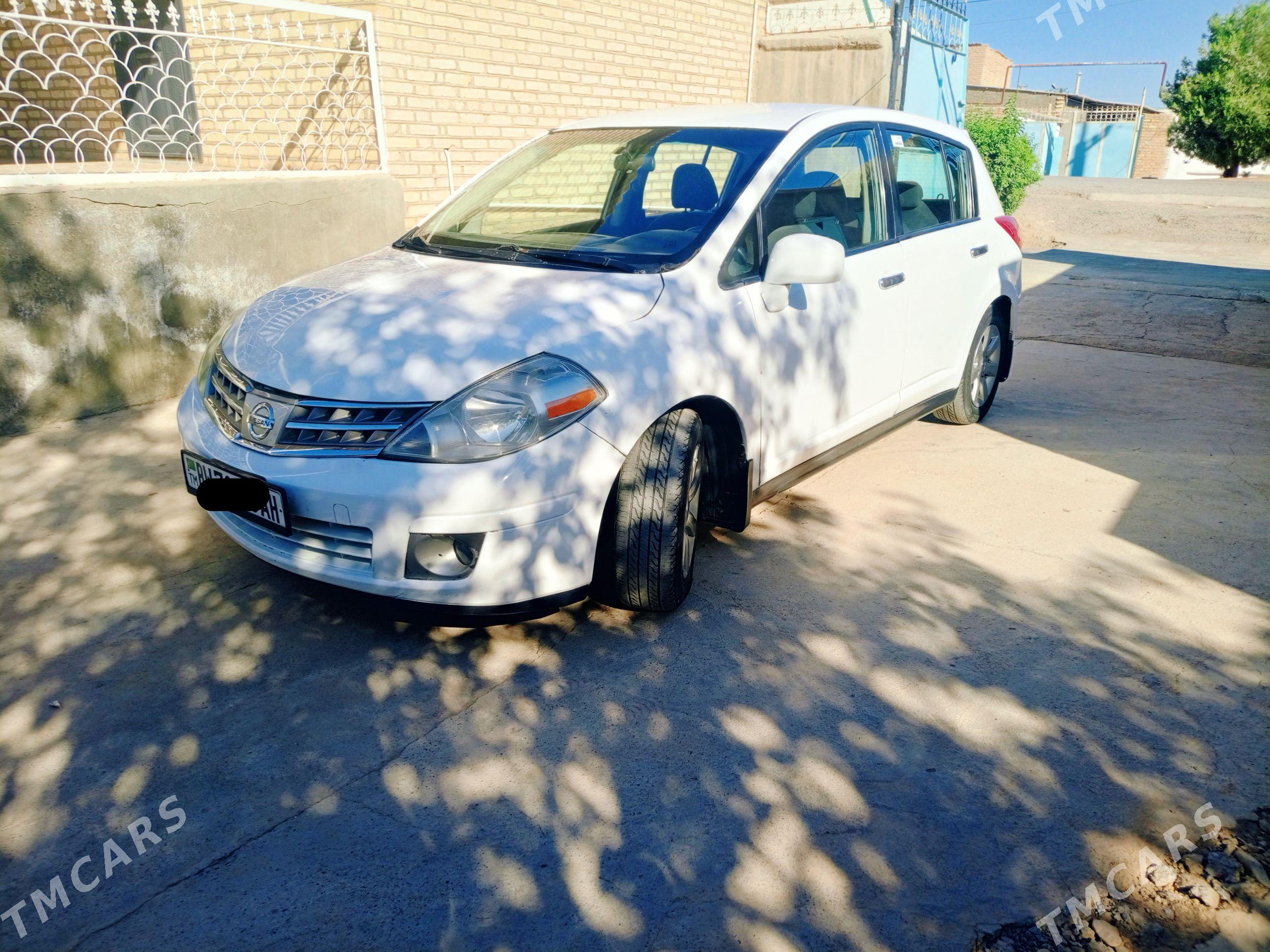 Nissan Versa 2008 - 112 000 TMT - Теджен - img 1