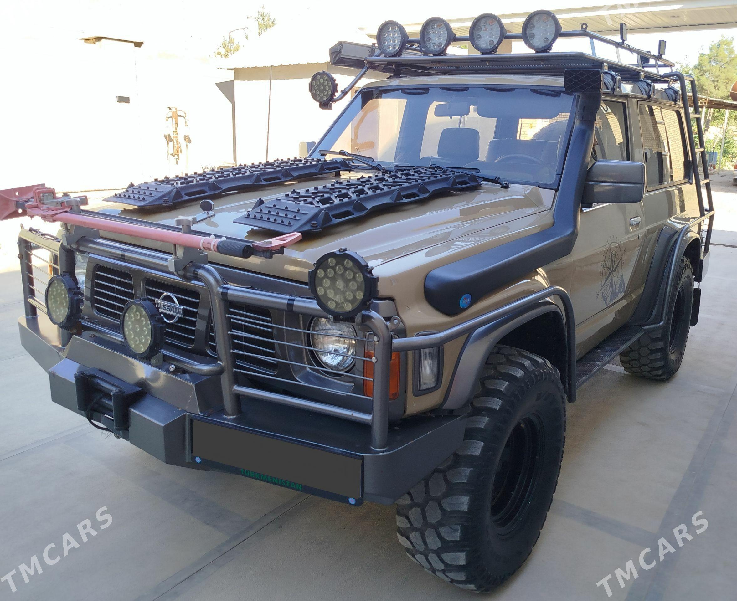 Nissan Patrol 1995 - 220 000 TMT - Mary - img 1