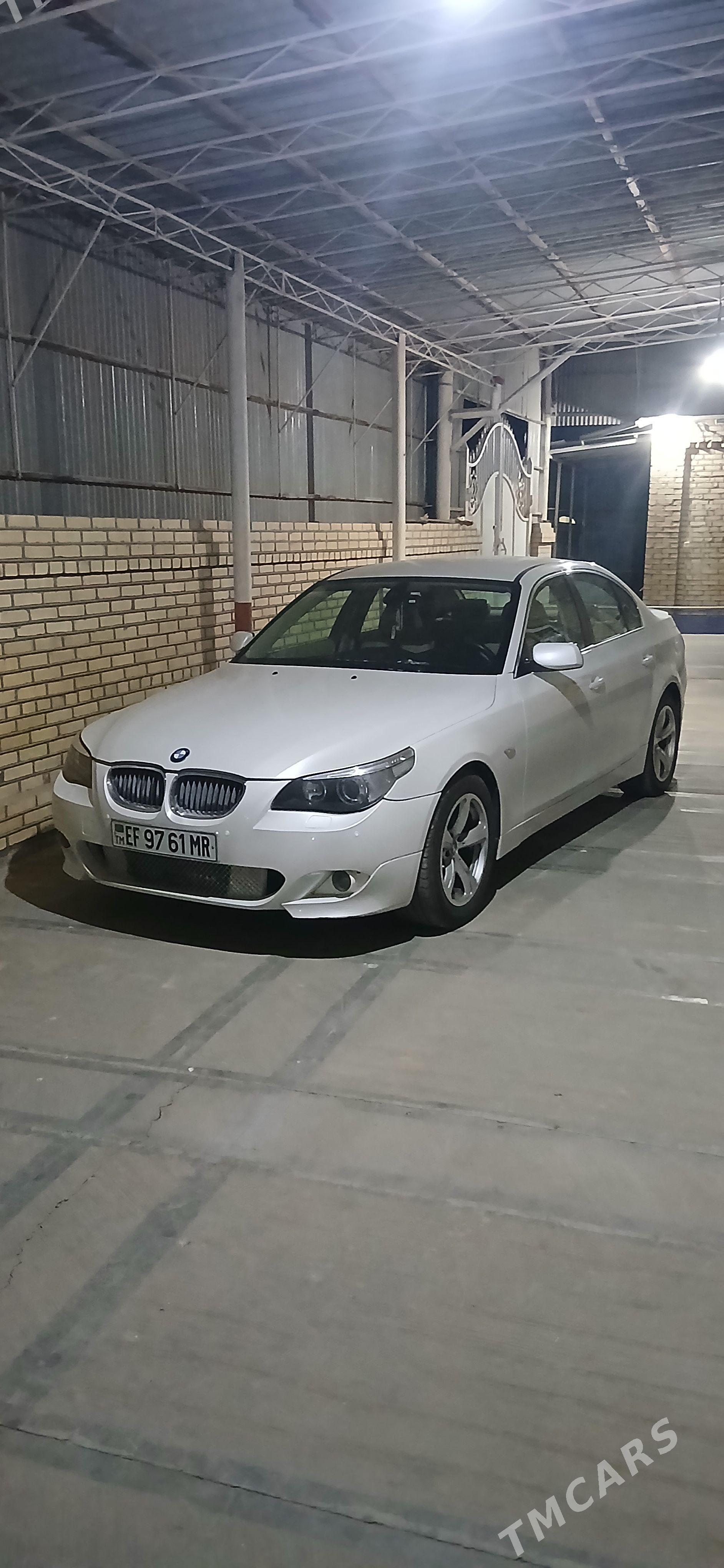 BMW E60 2007 - 175 000 TMT - Мары - img 1