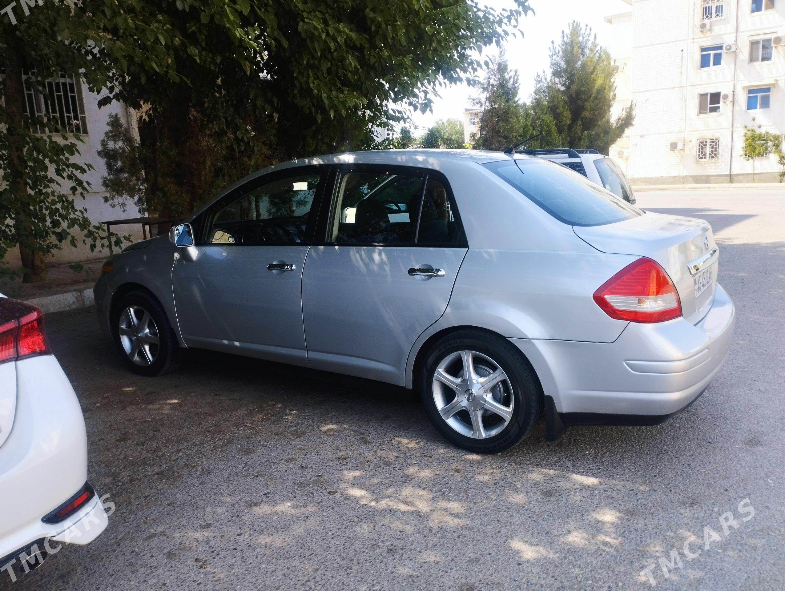 Nissan Versa 2011 - 140 000 TMT - Ашхабад - img 1
