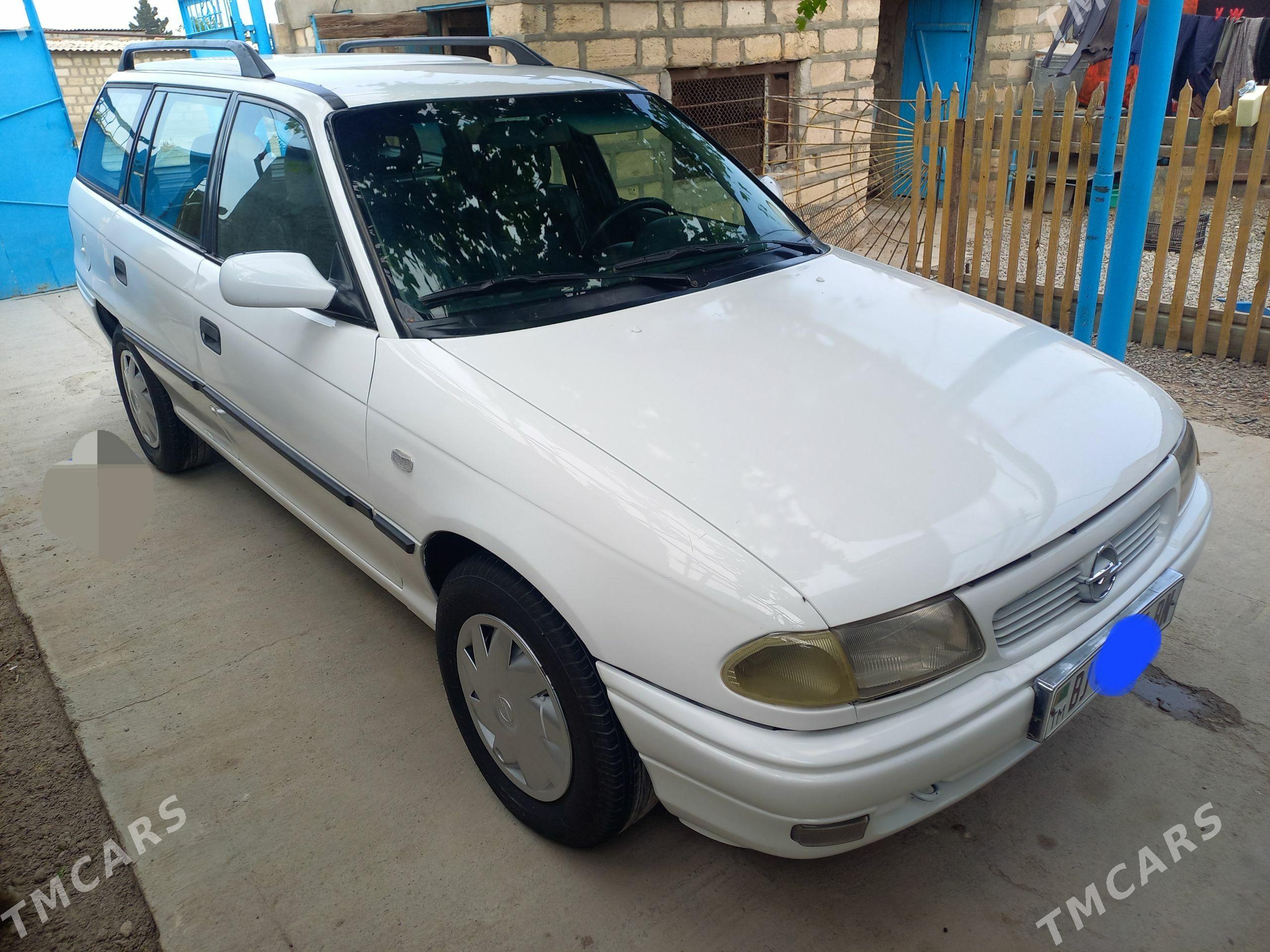 Opel Astra 1995 - 60 000 TMT - Гызыларбат - img 1
