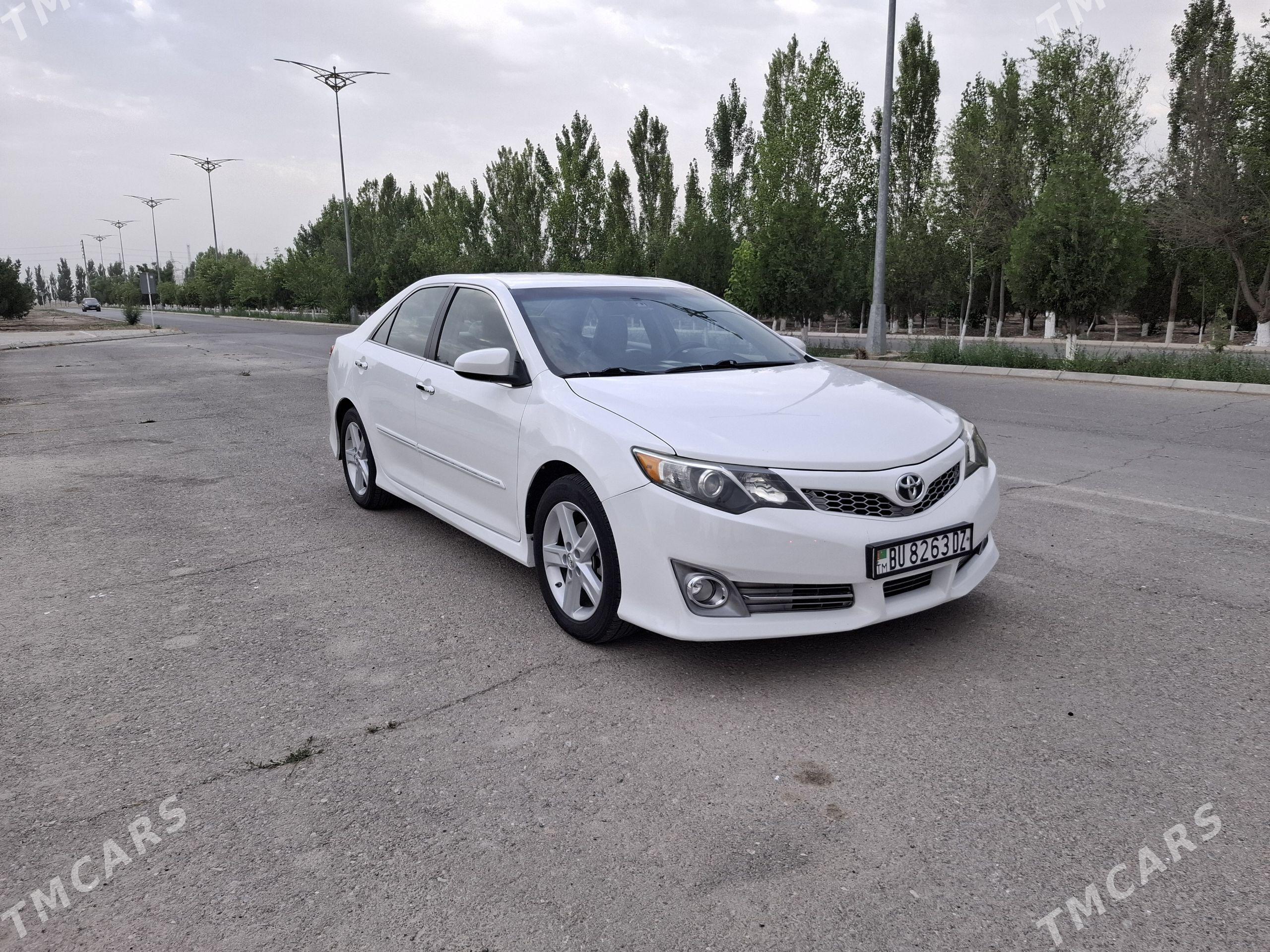 Toyota Camry 2014 - 270 000 TMT - Дашогуз - img 1