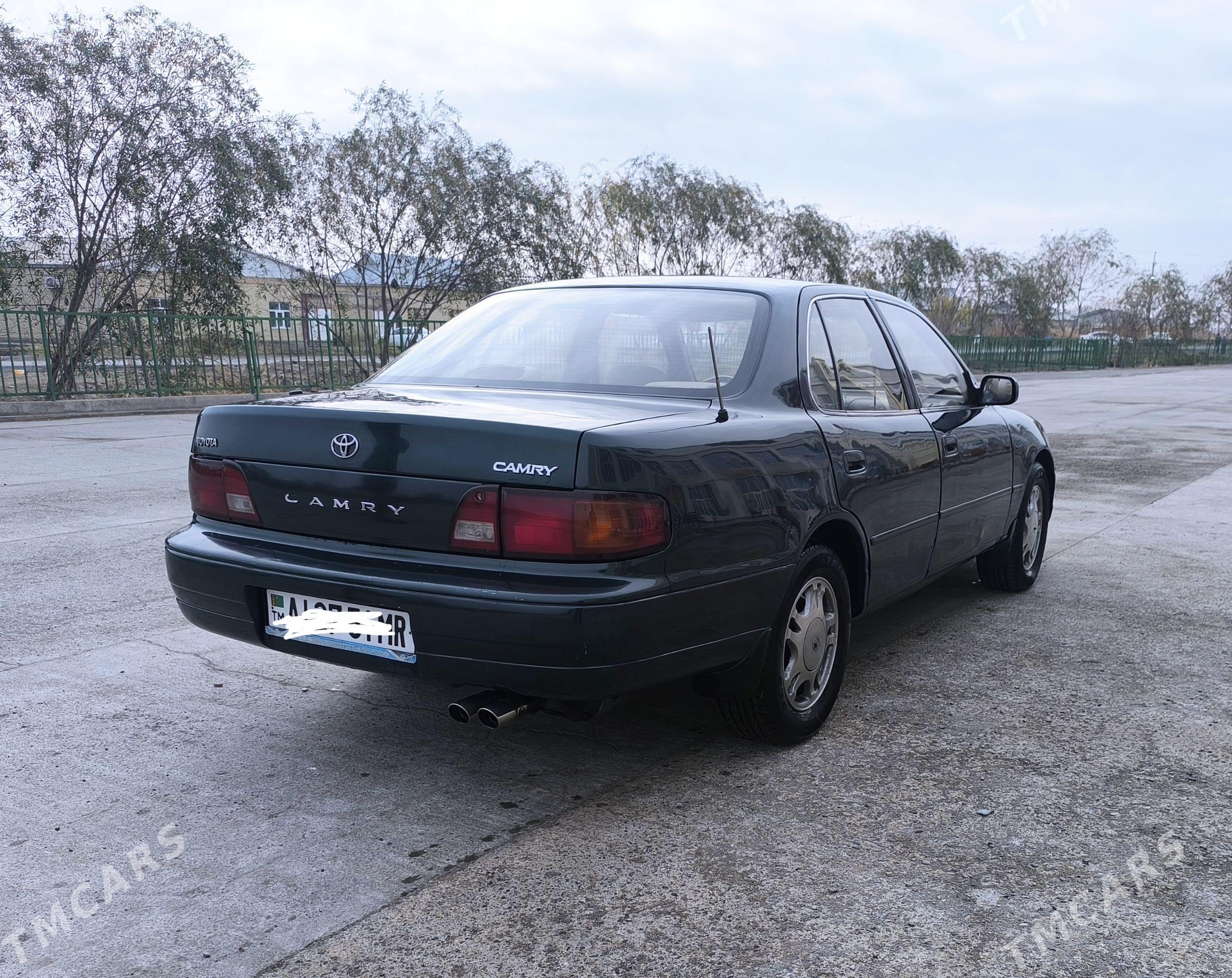 Toyota Camry 1993 - 120 000 TMT - Mary - img 1