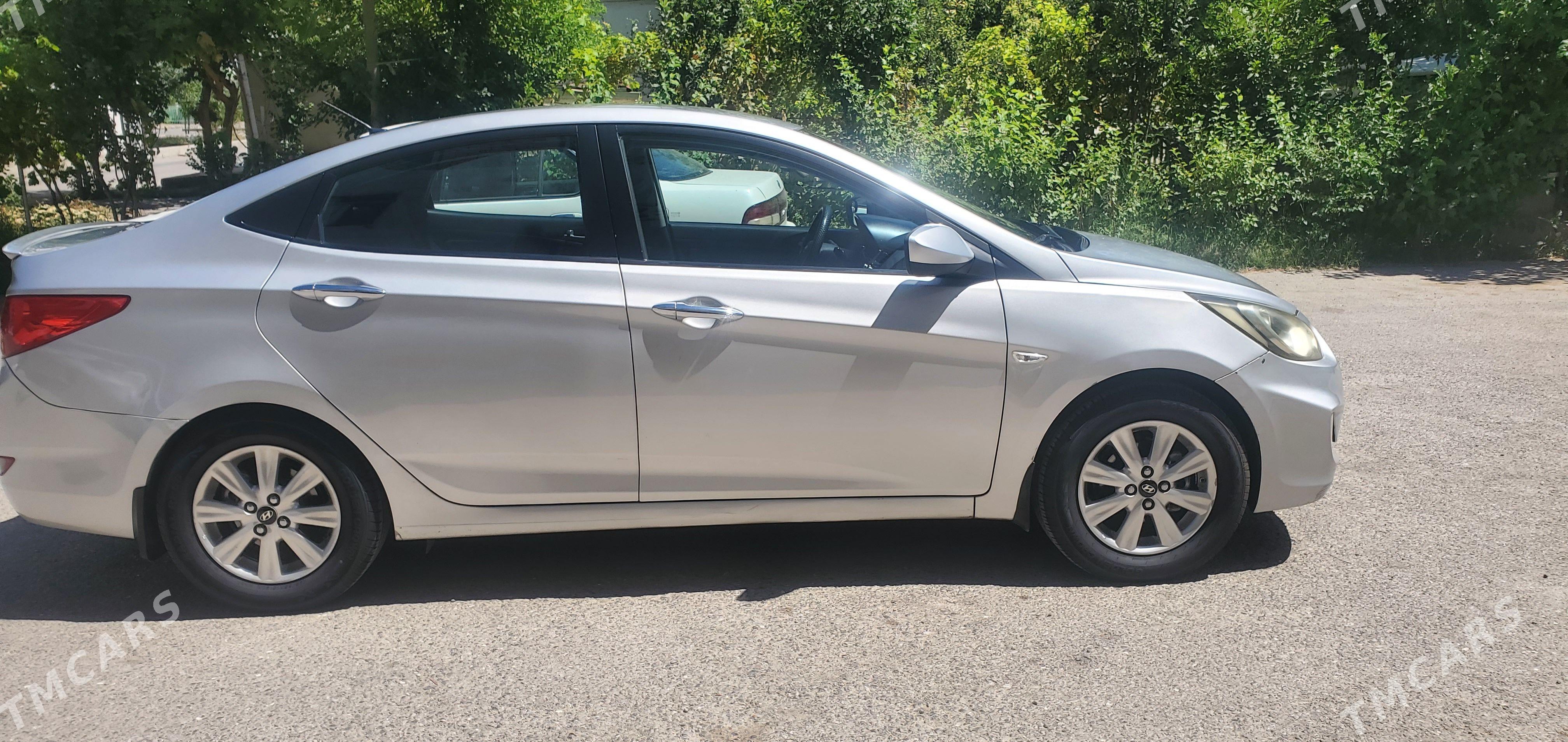 Hyundai Accent 2013 - 160 000 TMT - Ашхабад - img 1