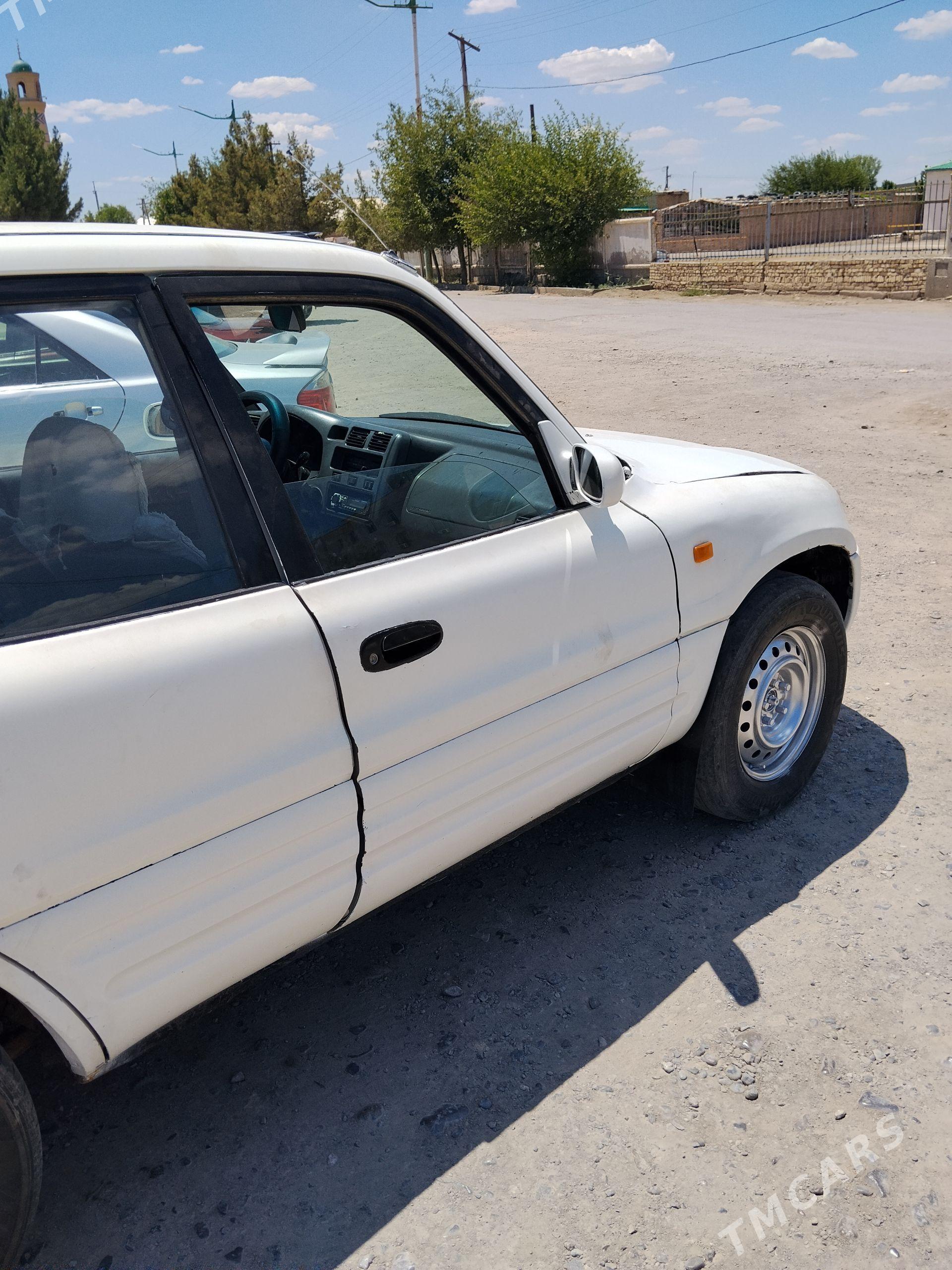 Toyota RAV4 1996 - 52 000 TMT - Türkmenabat - img 1