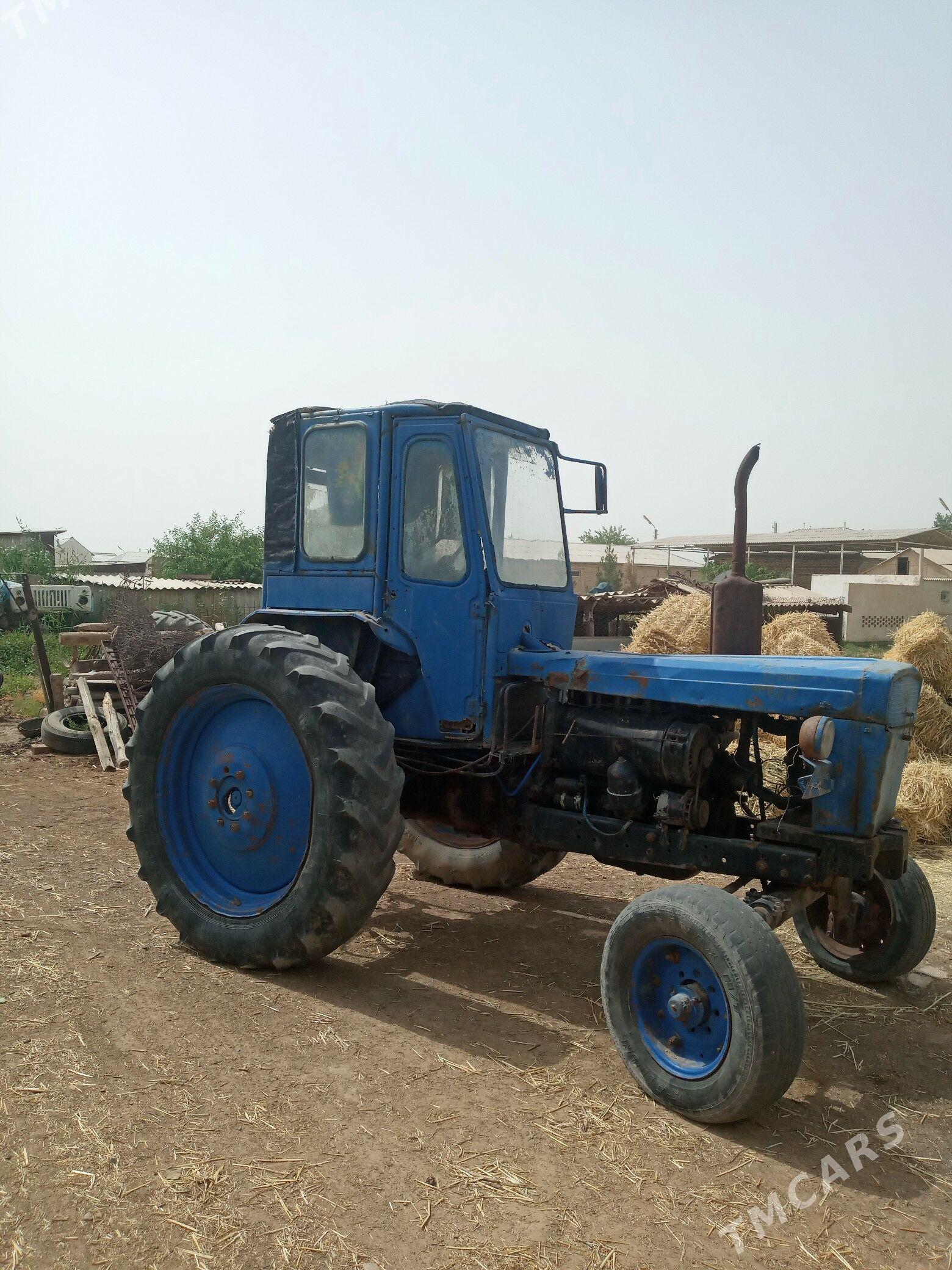 MTZ T-28 1990 - 40 000 TMT - Tejen - img 1