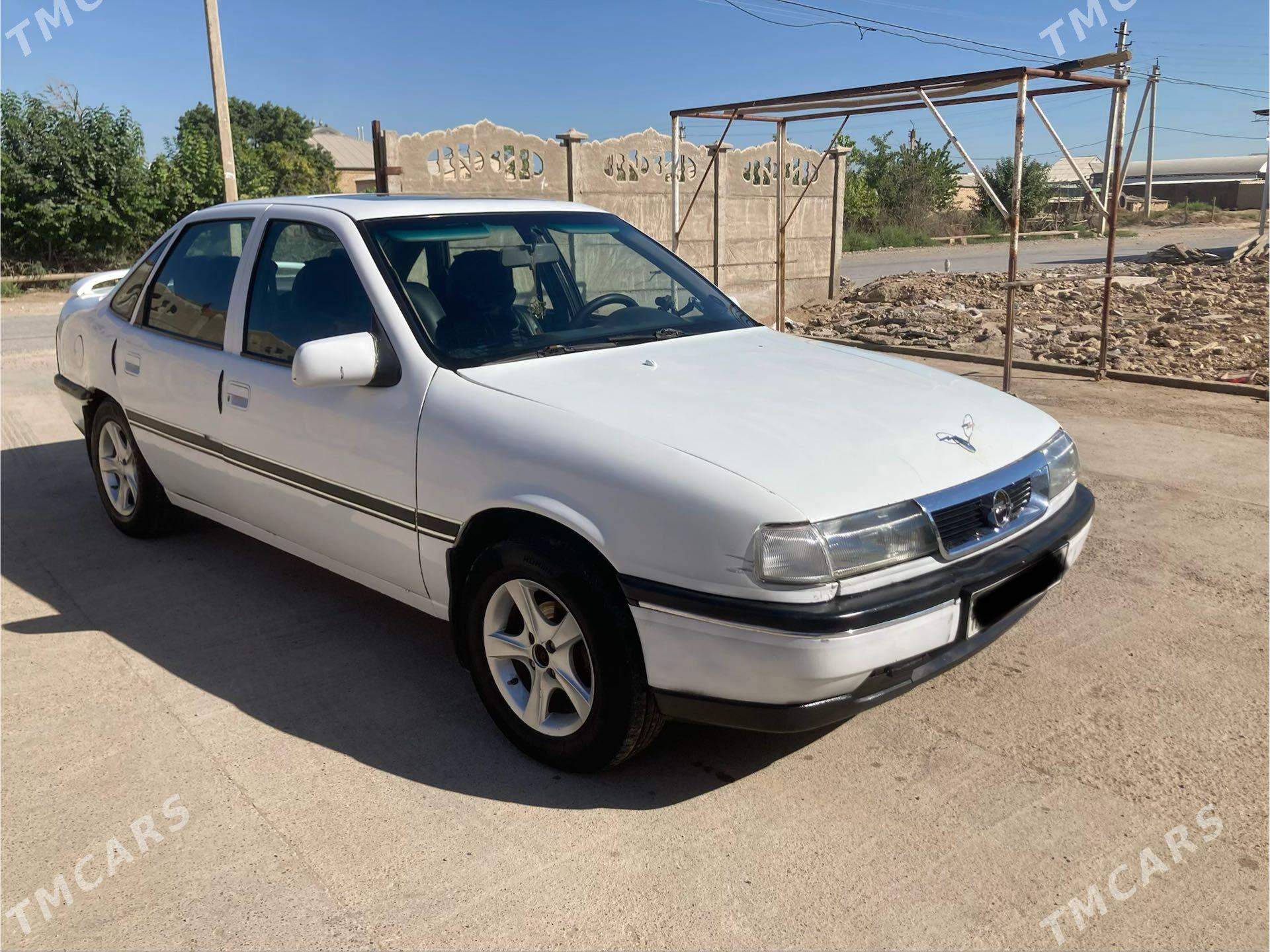 Opel Vectra 1989 - 35 000 TMT - Мургап - img 1