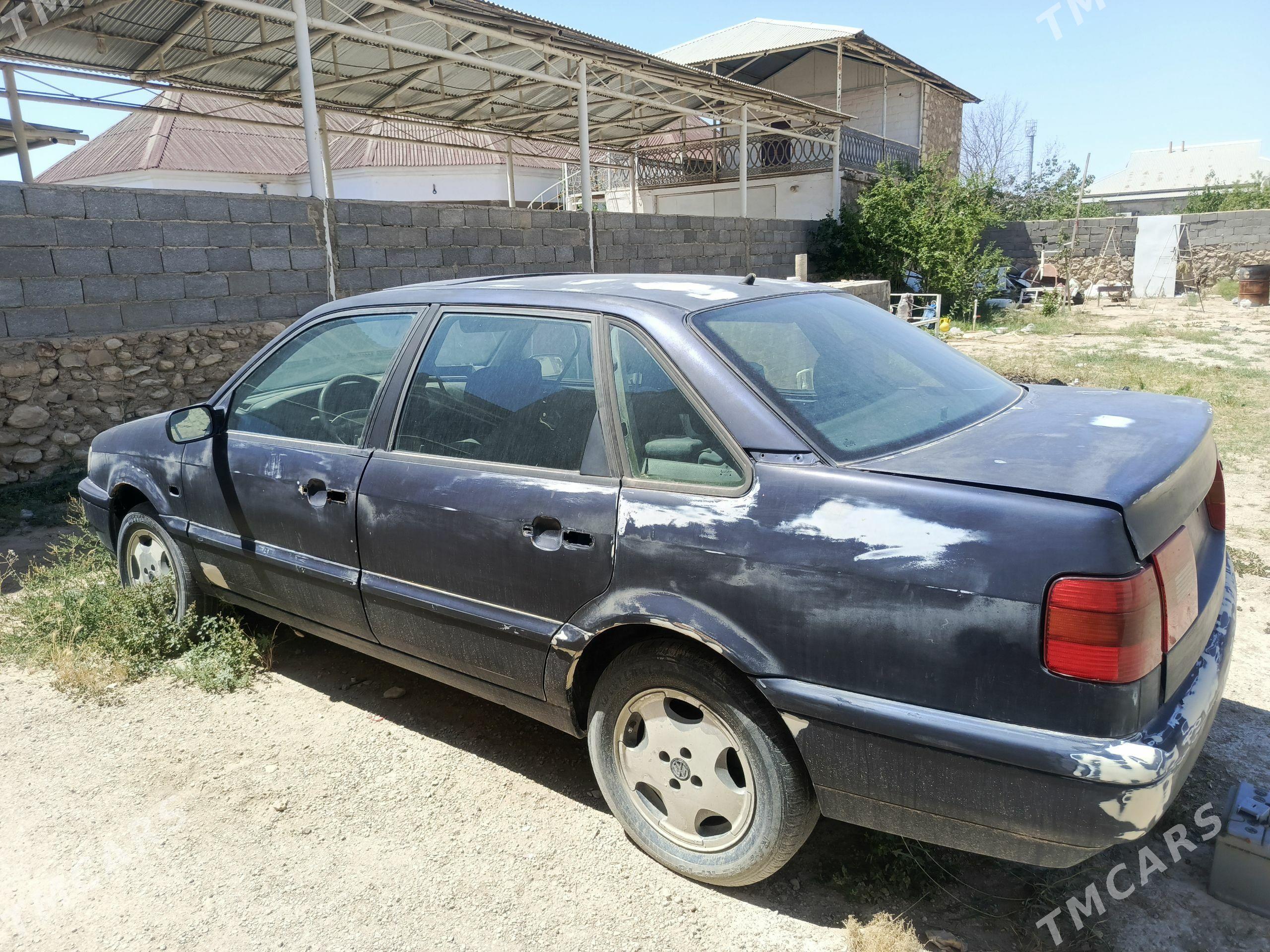 Volkswagen Passat 1995 - 14 000 TMT - Jebel - img 1