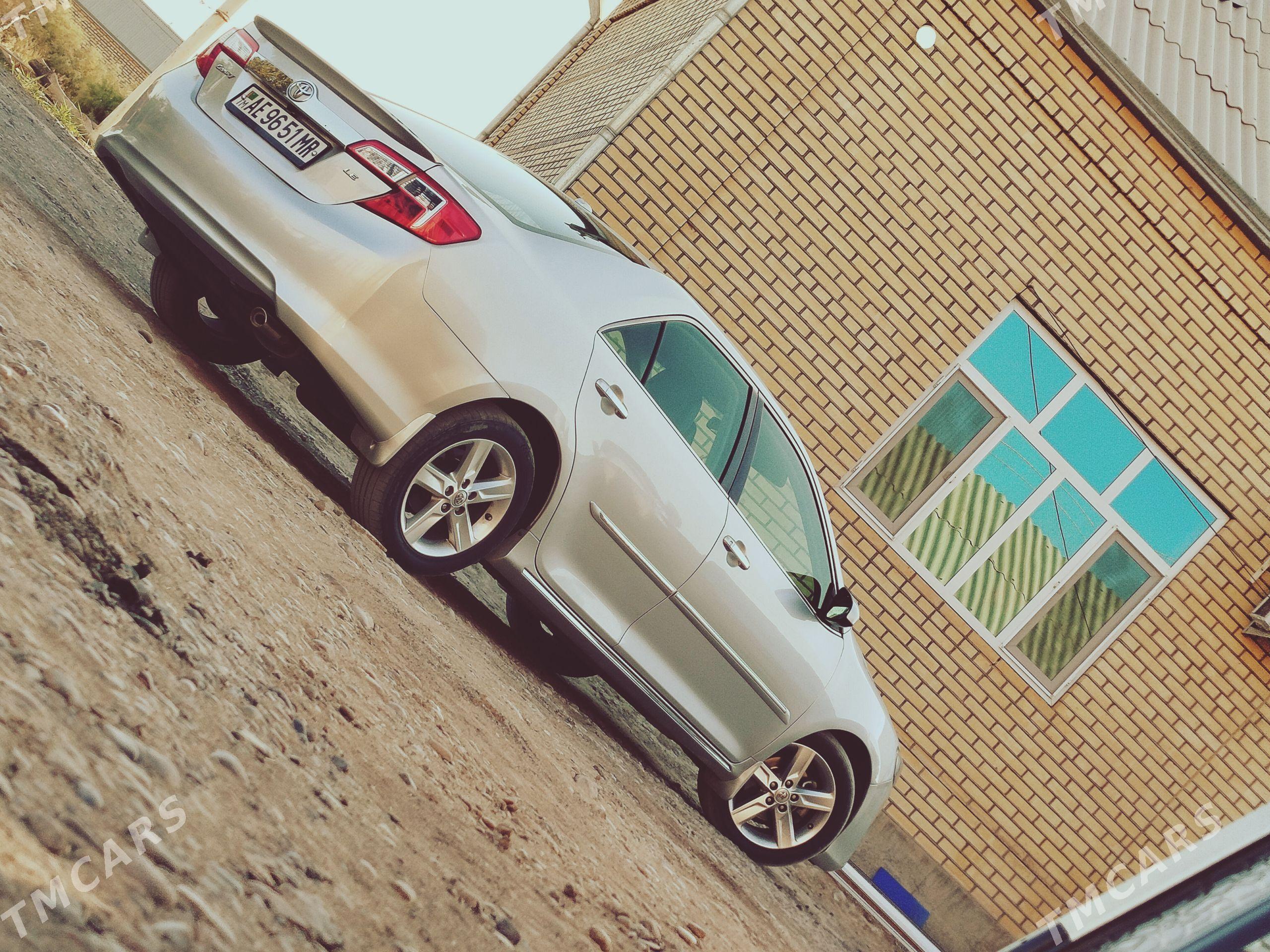Toyota Camry 2012 - 250 000 TMT - Мары - img 1