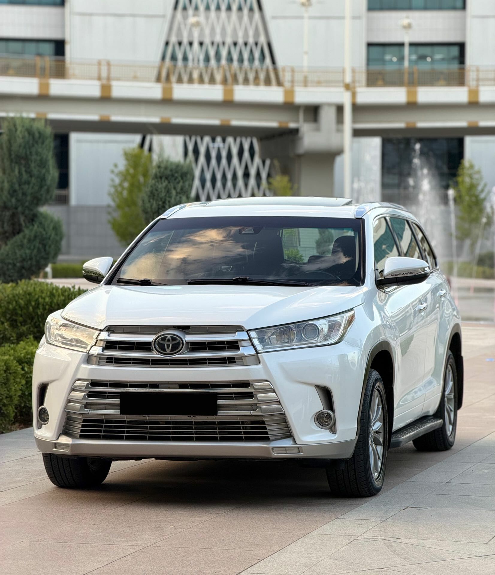 Toyota Highlander 2018 - 470 000 TMT - Aşgabat - img 1