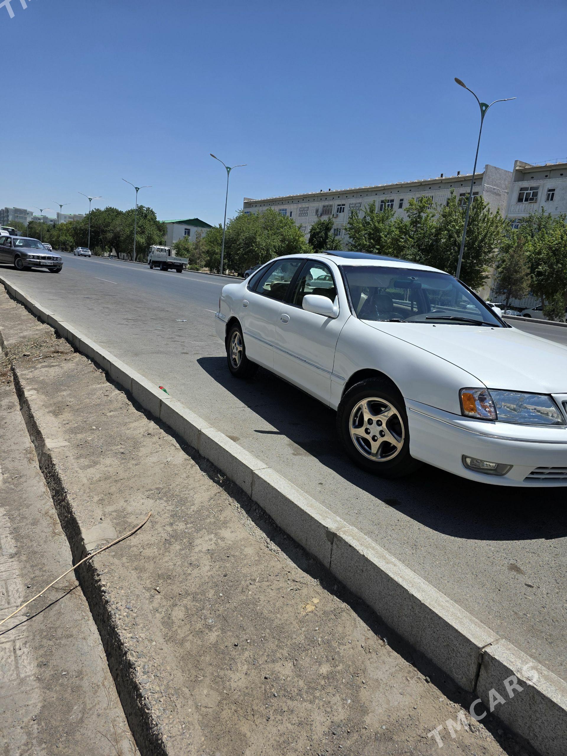 Toyota Avalon 1999 - 140 000 TMT - Мары - img 1