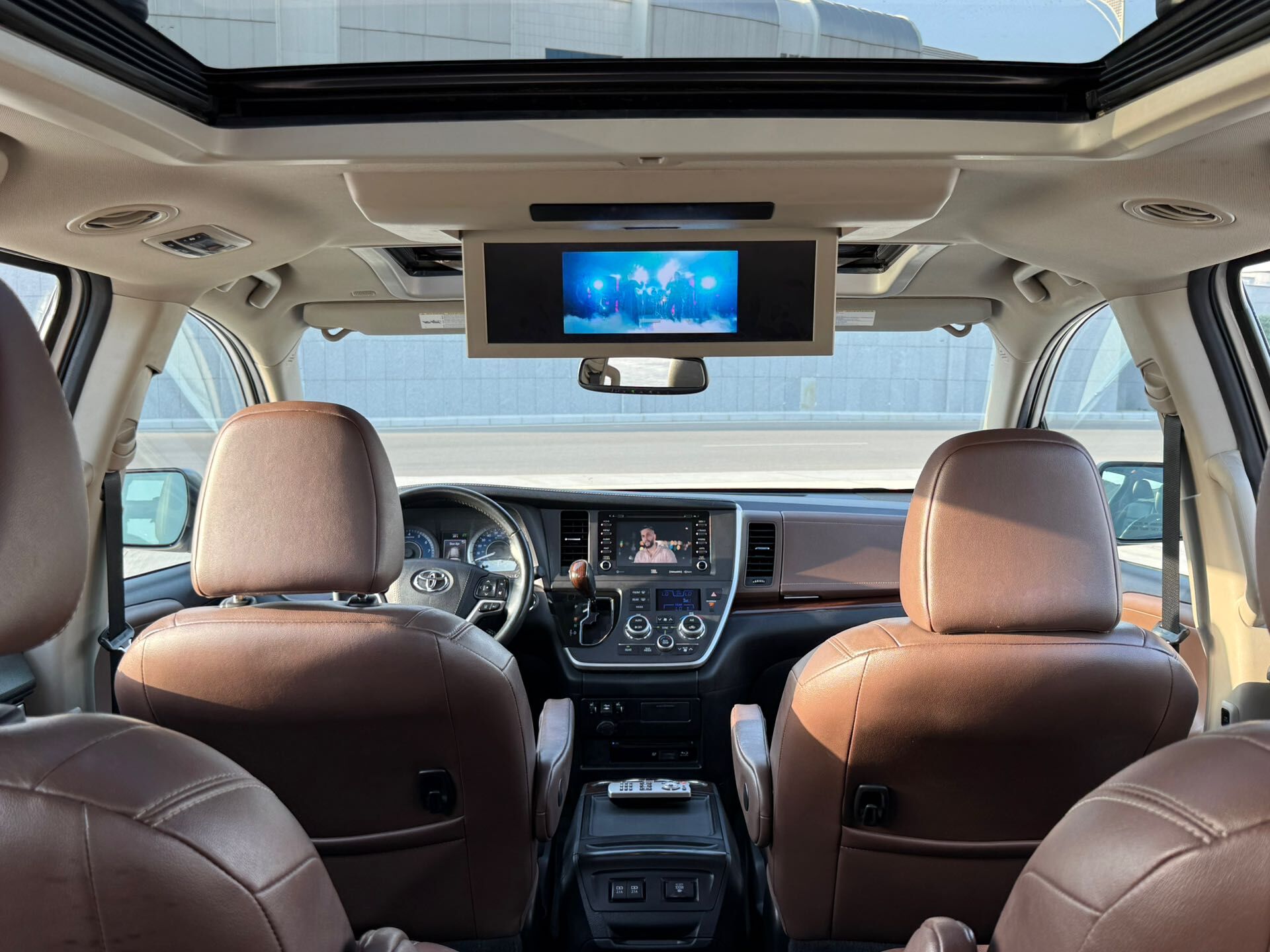 Toyota Sienna 2020 - 655 000 TMT - Ашхабад - img 1